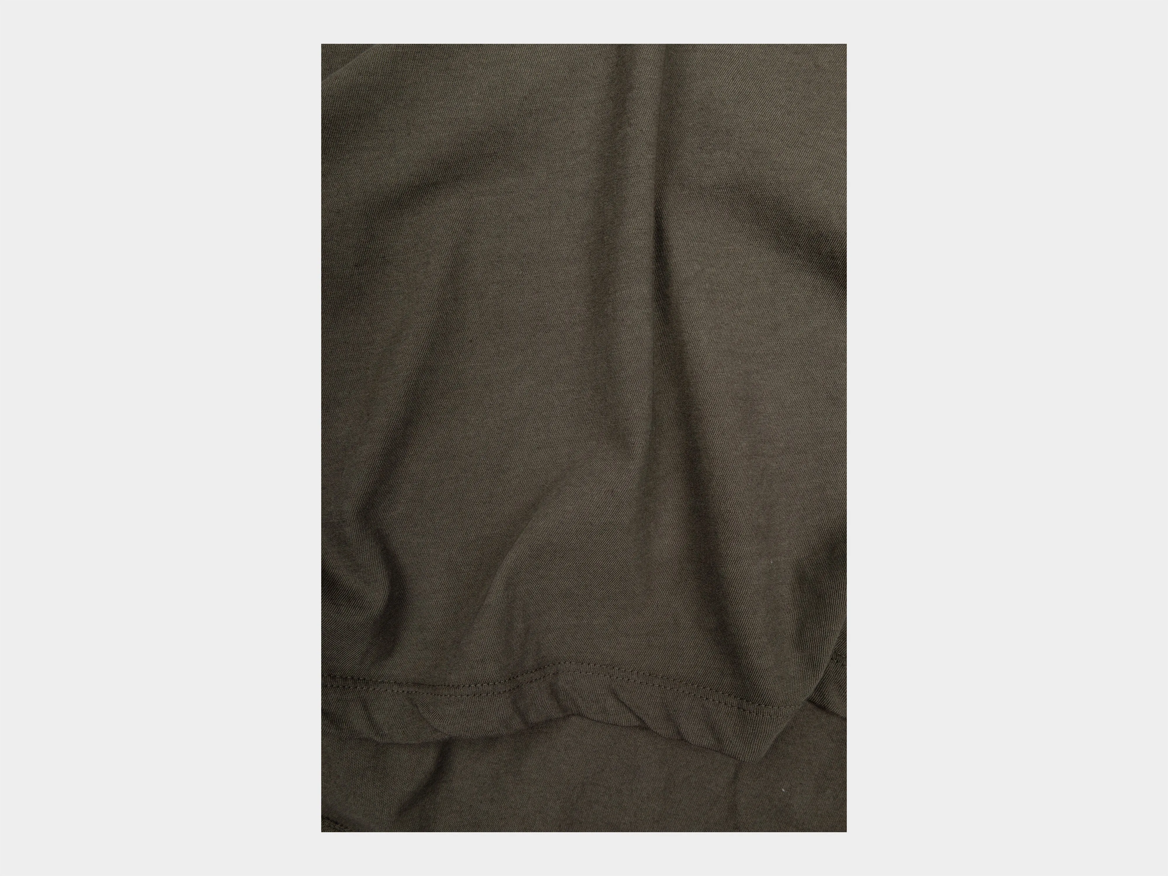 R20T5 "S/S Binder T-Shirt" Carbon sold by MAN-TLE product image thumbnail 3