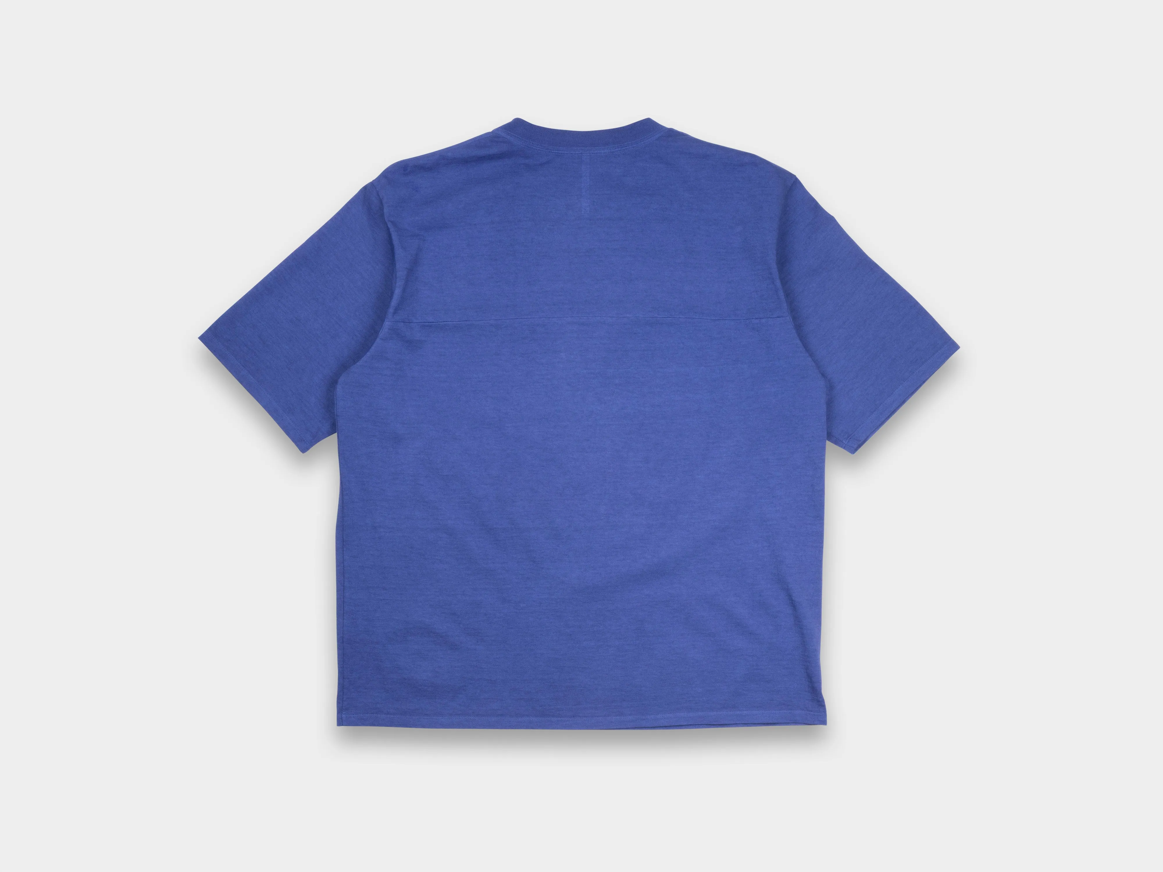 R20T4 "S/S Big T-Shirt" Iris sold by MAN-TLE product image thumbnail 2