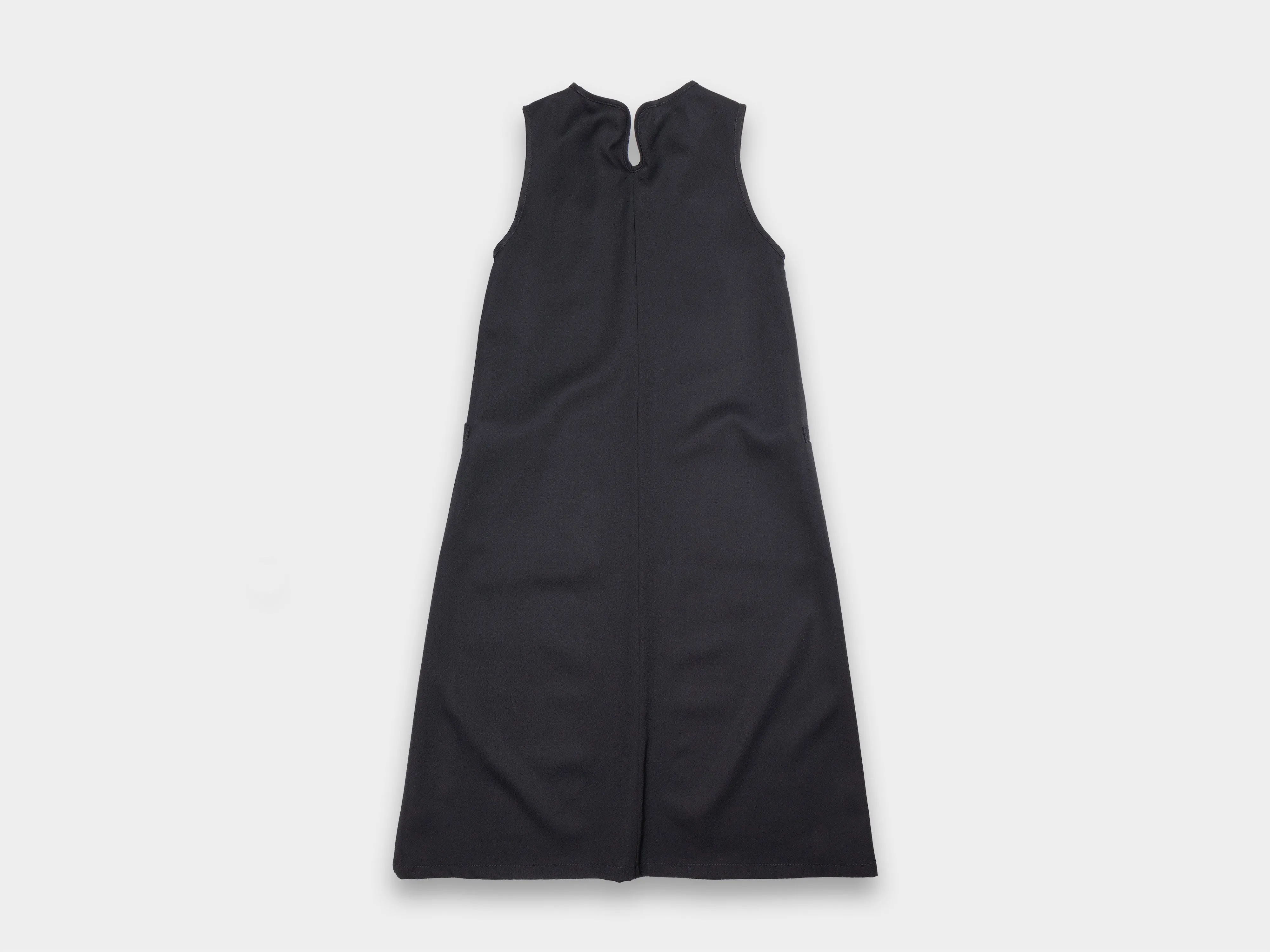 W-R17A5 "V Dress" Black Wool Gabardine sold by MAN-TLE product image thumbnail 2