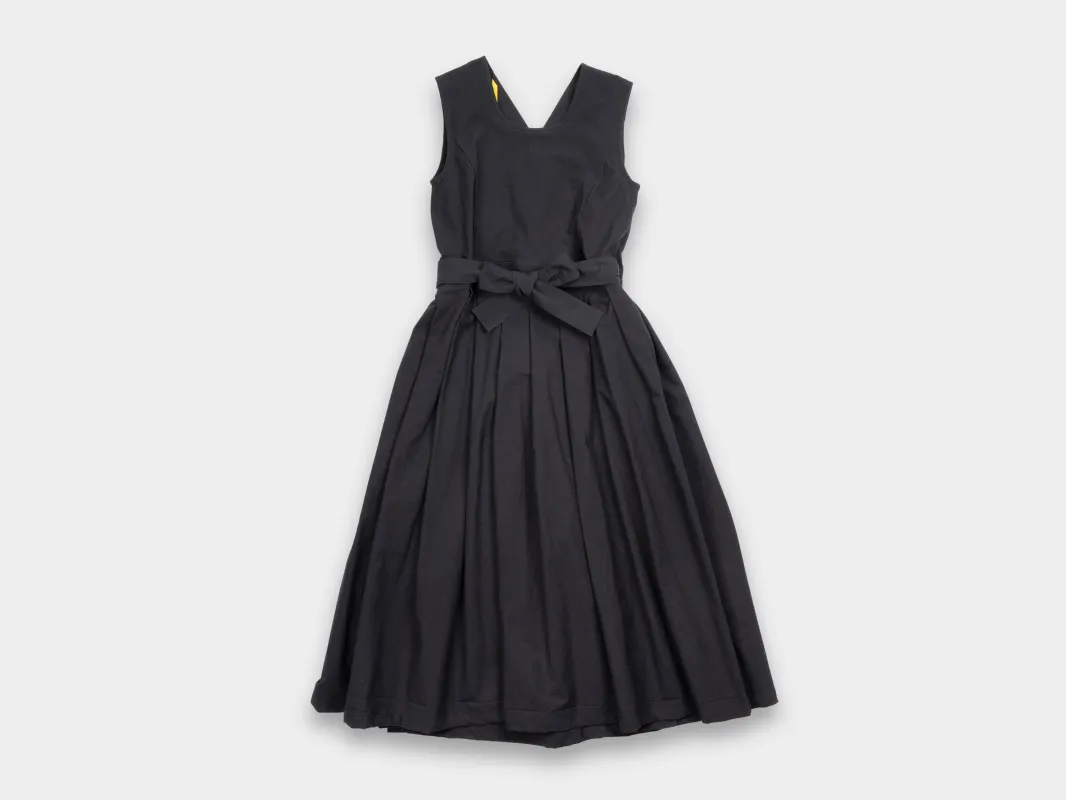 W-R0A8 "Korean Apron Dress" Black Weather made by MAN-TLE