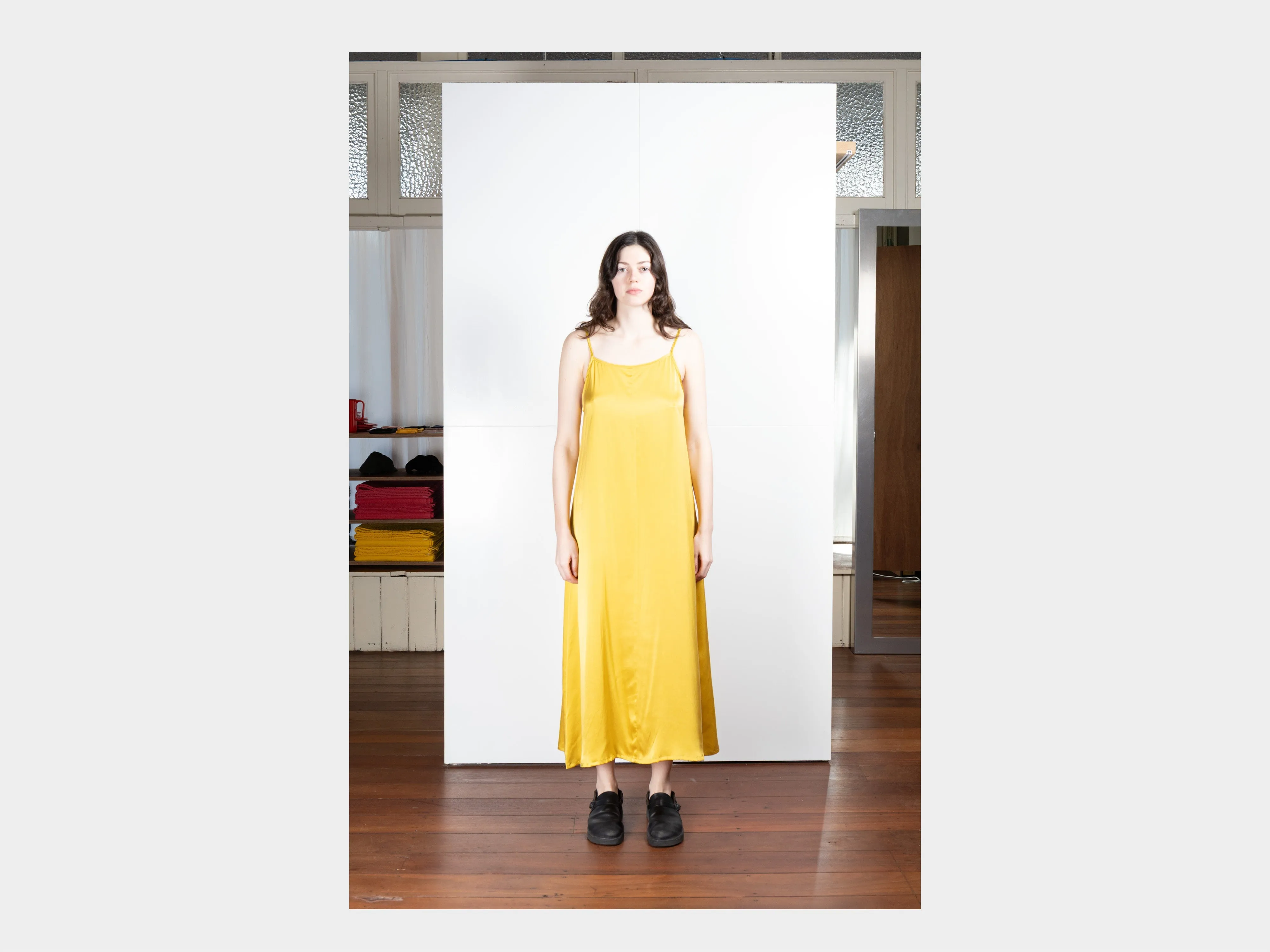 W-R21A5 "Slip" Sun Silk sold by MAN-TLE product image thumbnail 4