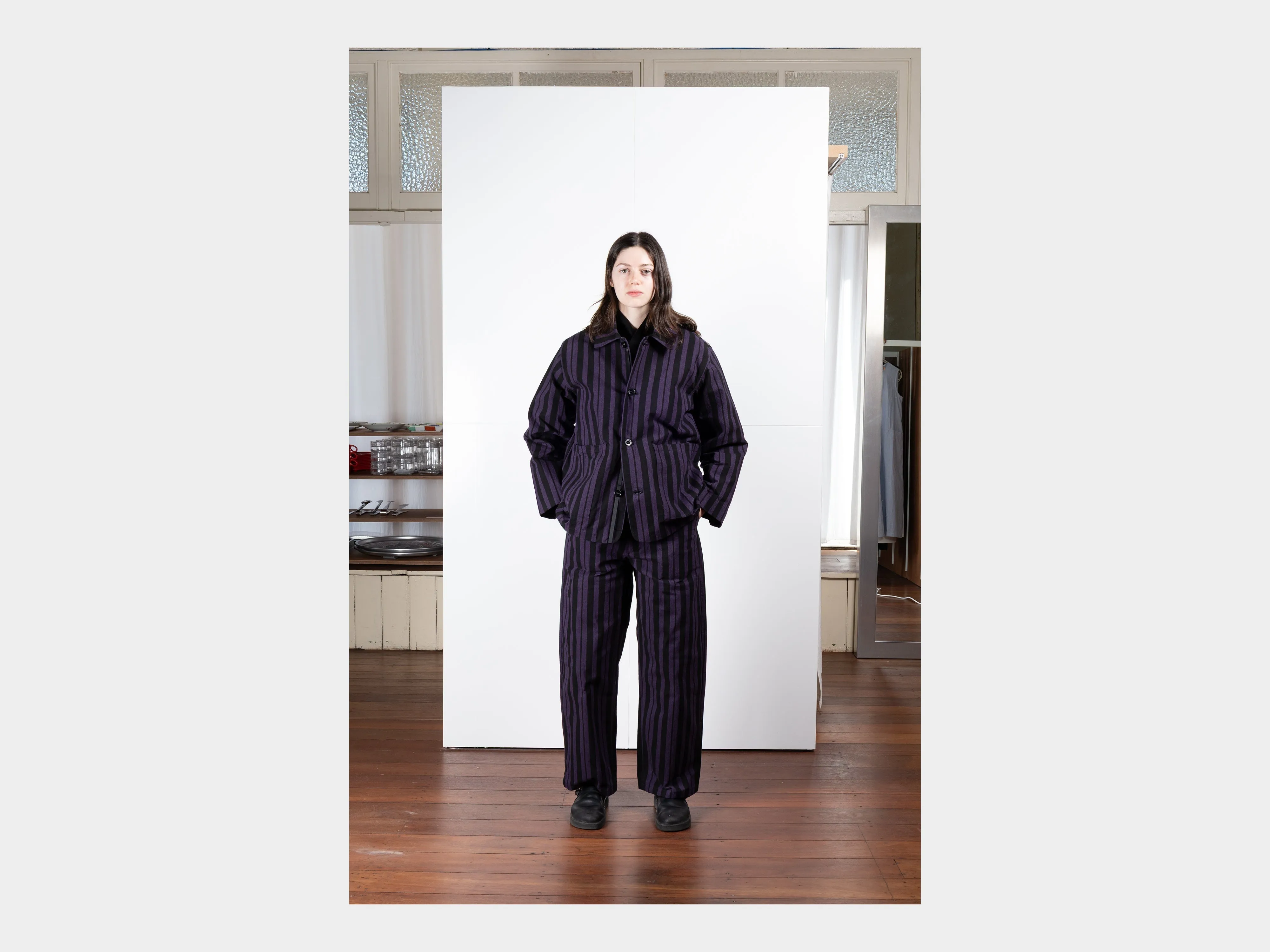 W–R21P4 "High-Wide Pants" Theatre Wax sold by MAN-TLE product image thumbnail 4