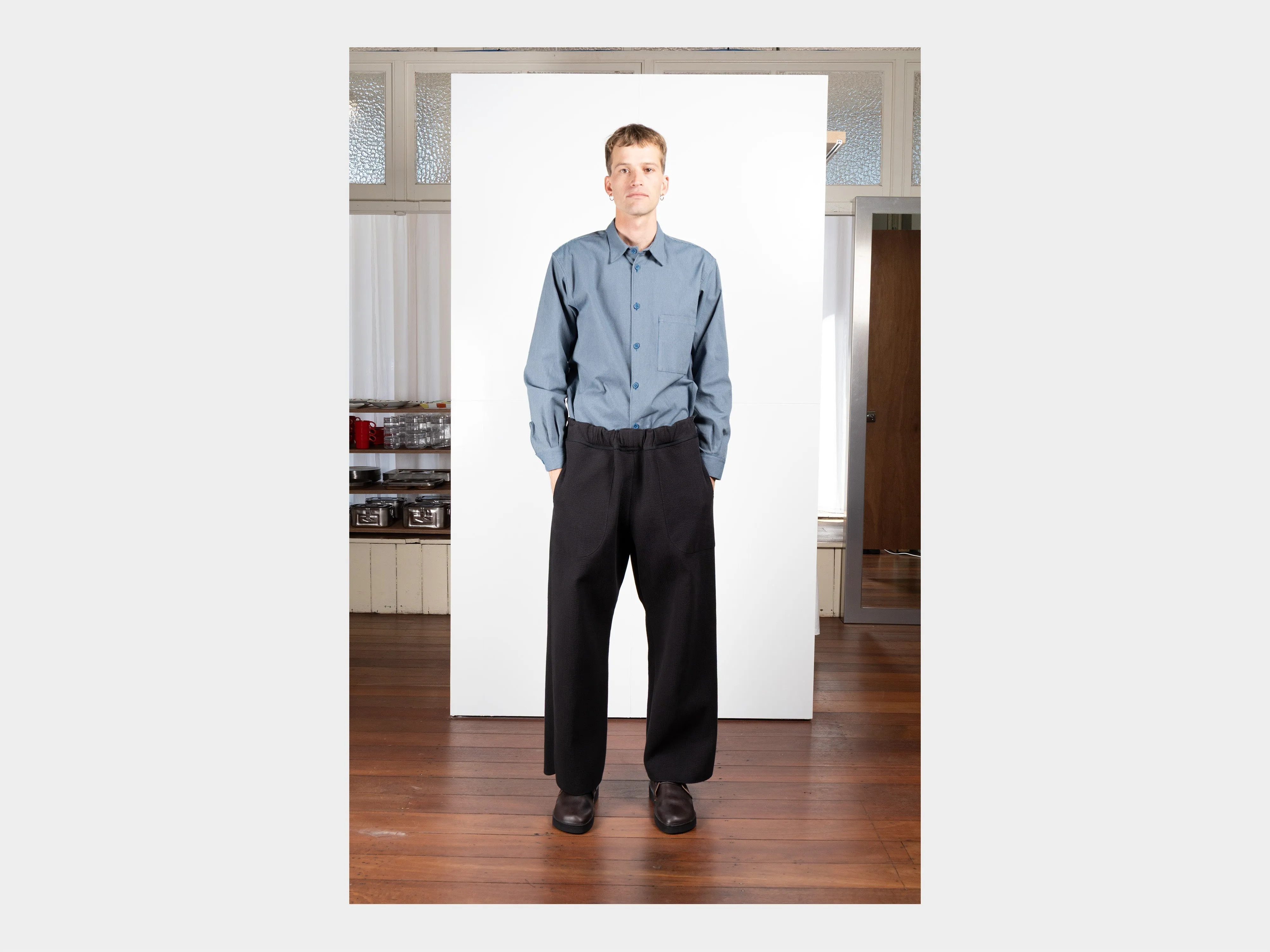 R21O5 "Solid Pants" Black Ash Nubi sold by MAN-TLE product image thumbnail 5