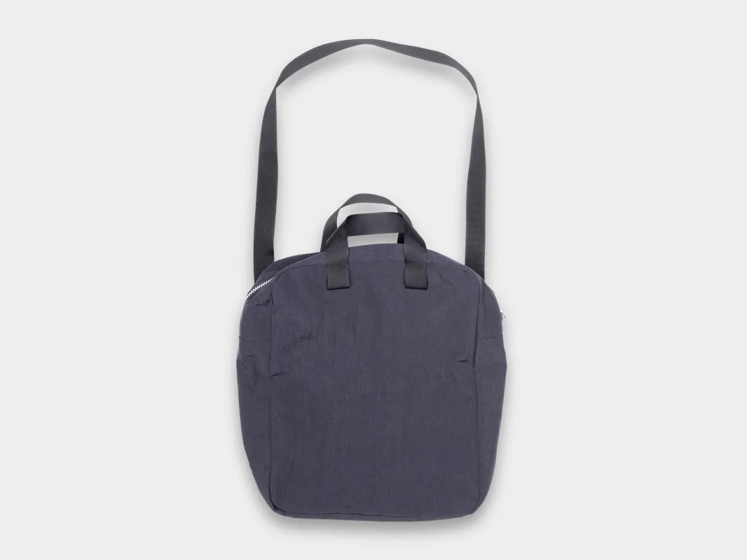 R21B0 "Zip Tote" Monitor Nylon made by MAN-TLE