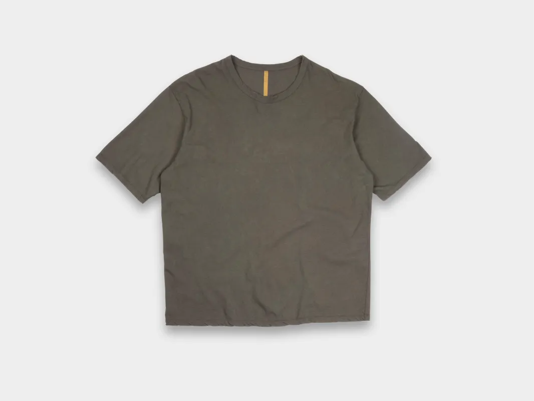 R0T5 "S/S Binder T-Shirt" Carbon made by MAN-TLE