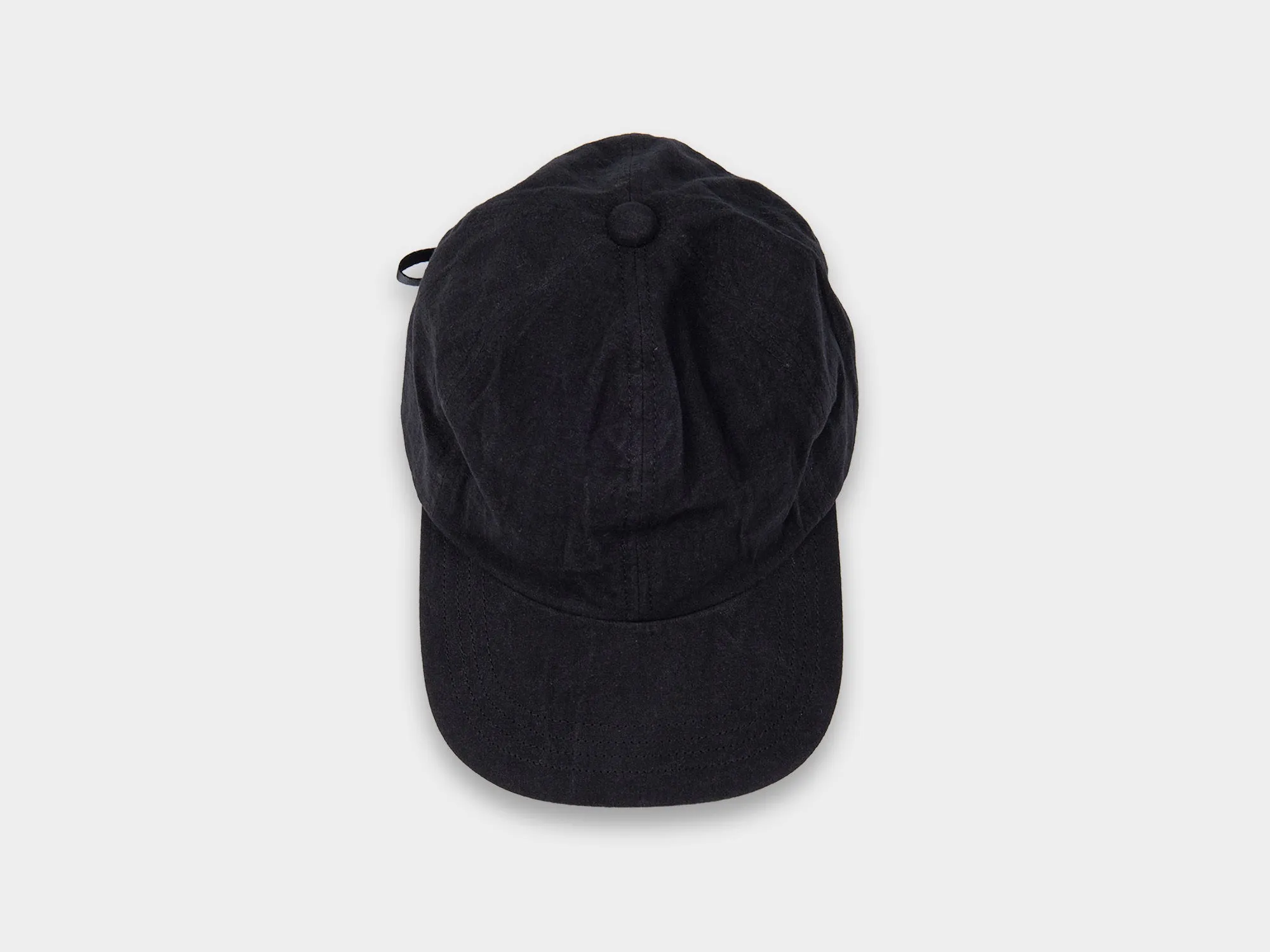 R0C3 "Deep Cap" Black Wax sold by MAN-TLE