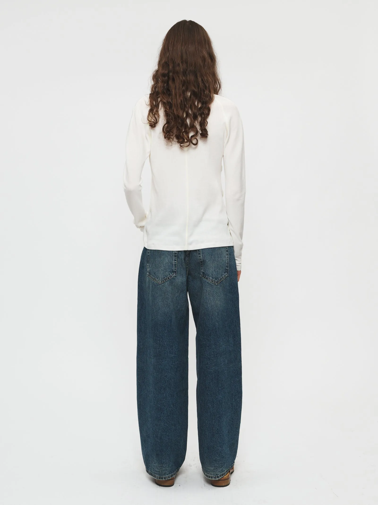 Middle Seam Longsleeve in White sold by 6397 product image thumbnail 4