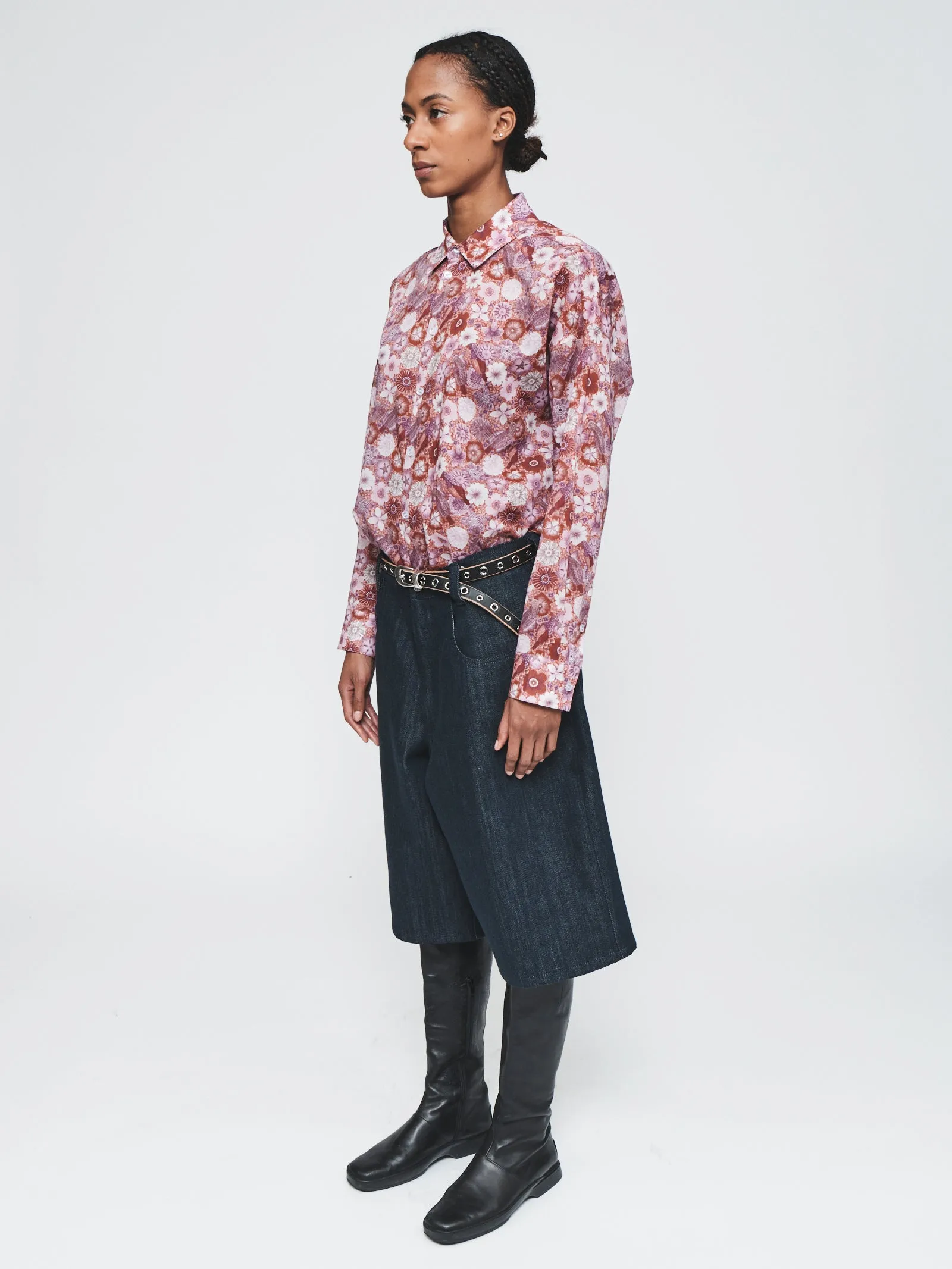 Baggy 5-PKT Short in Raw Denim sold by 6397 product image thumbnail 2