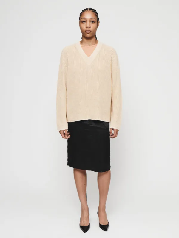 Ribbed Boxy V-Neck in Camel sold by 6397