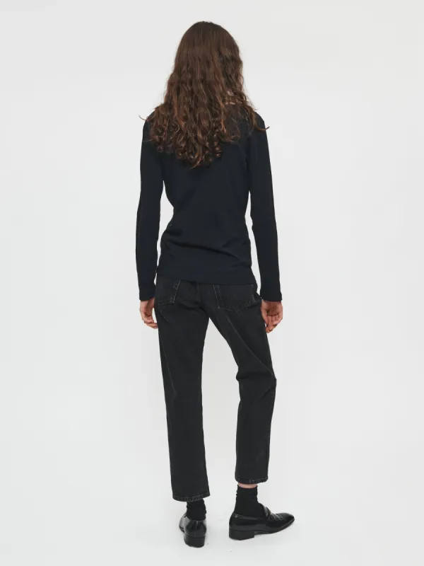 Inserted Stripe Long Sleeve in Black sold by 6397