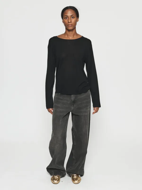 Open Neck Oversize L/S made by 6397