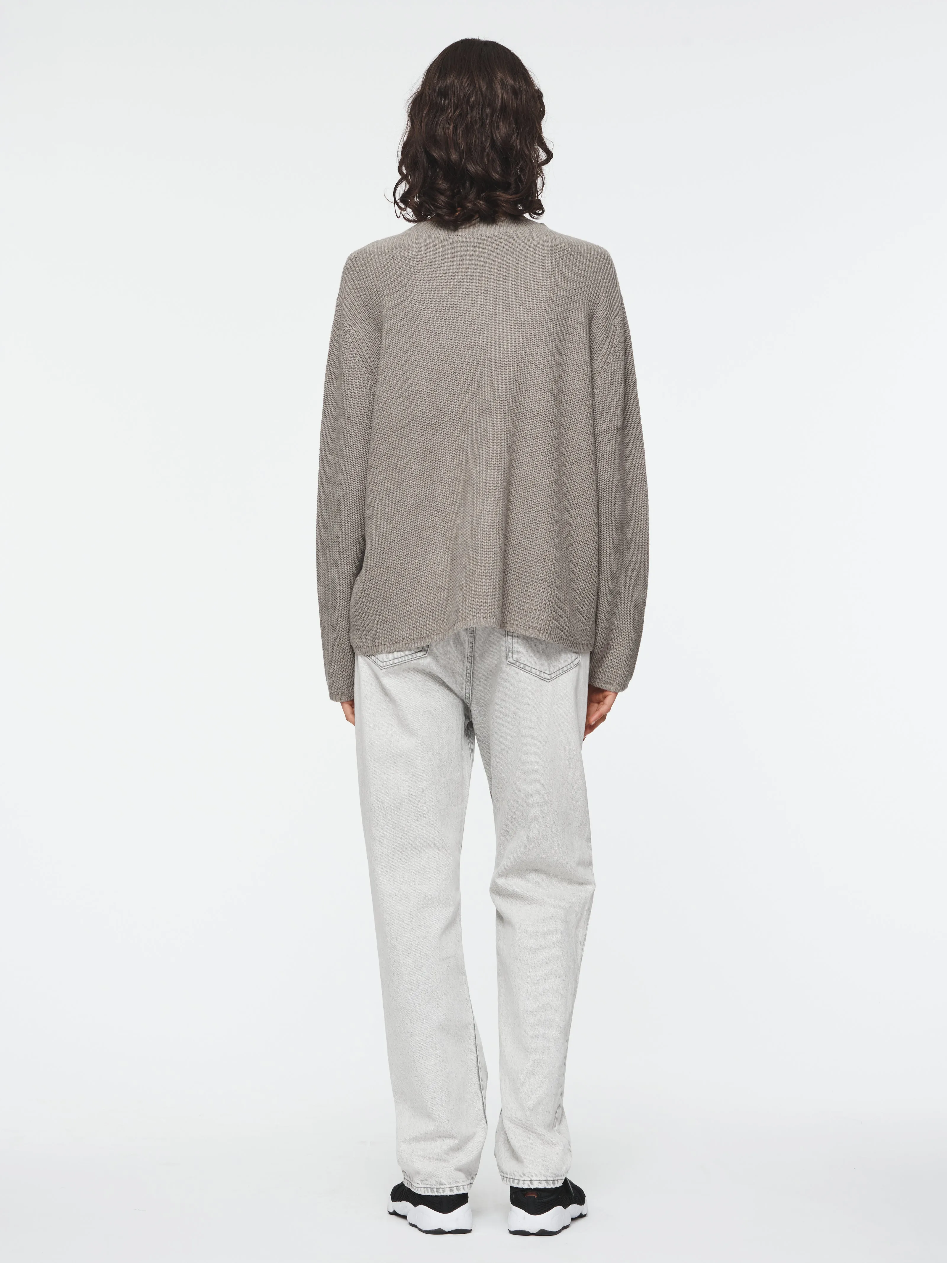 Ribbed Boxy V-Neck in Canvas Grey sold by 6397 product image thumbnail 2