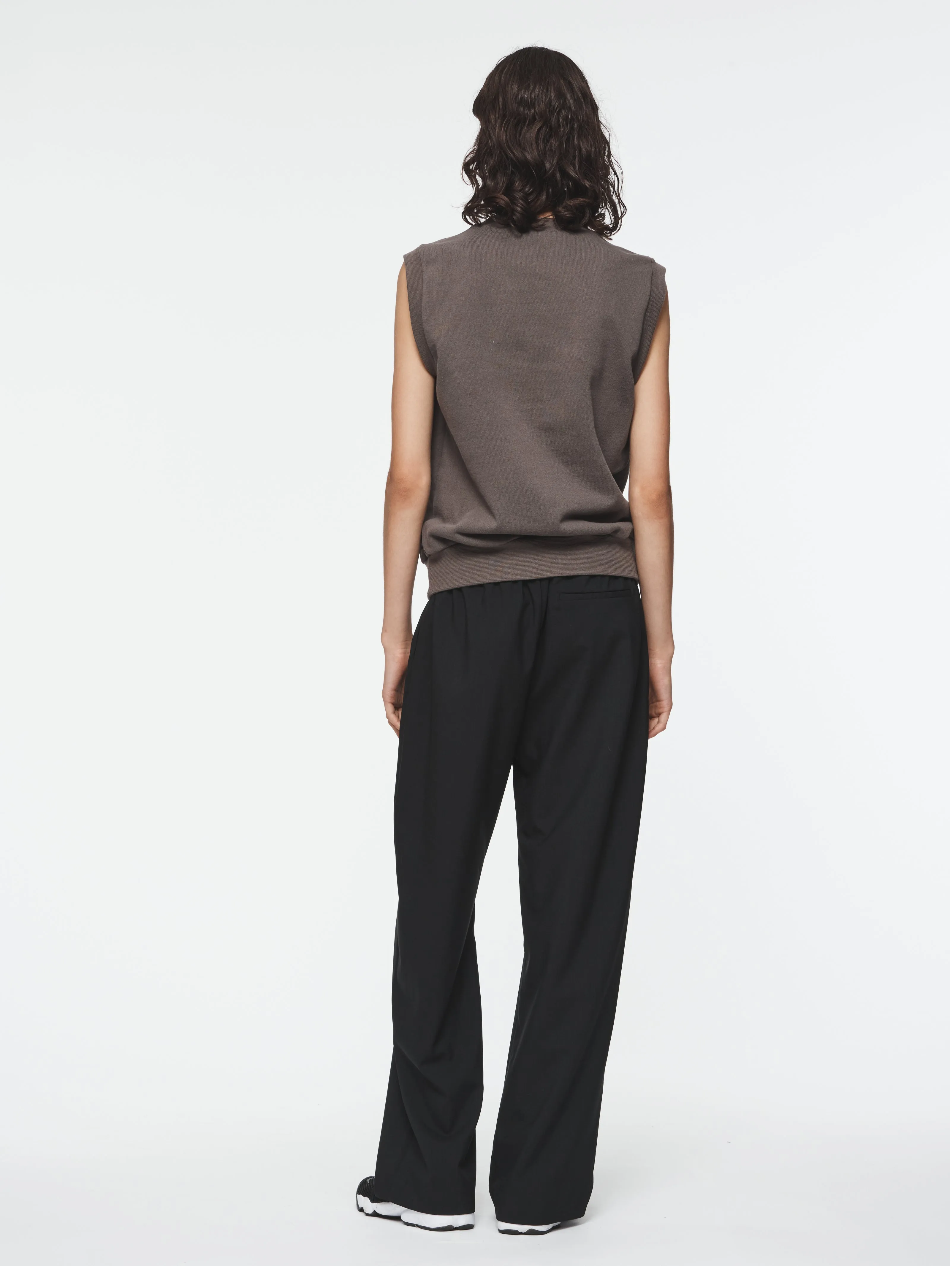 Sleeveless Sweatshirt in Washed Bark sold by 6397 product image thumbnail 2