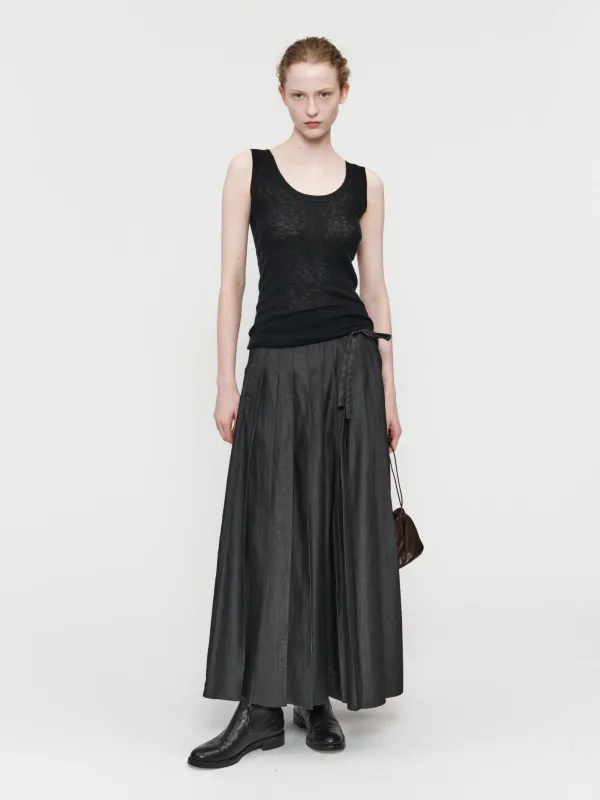 Scoop Neck Tank Black made by 6397