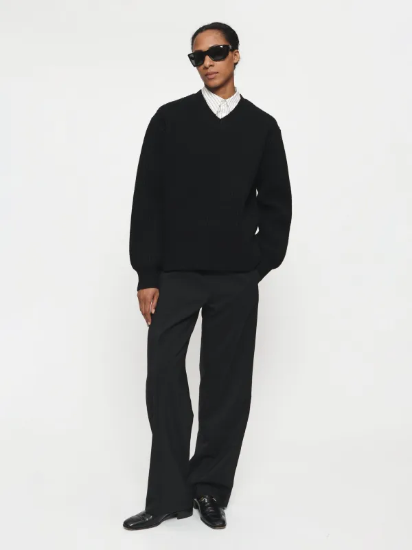 Angled Rib V-Neck Black sold by 6397