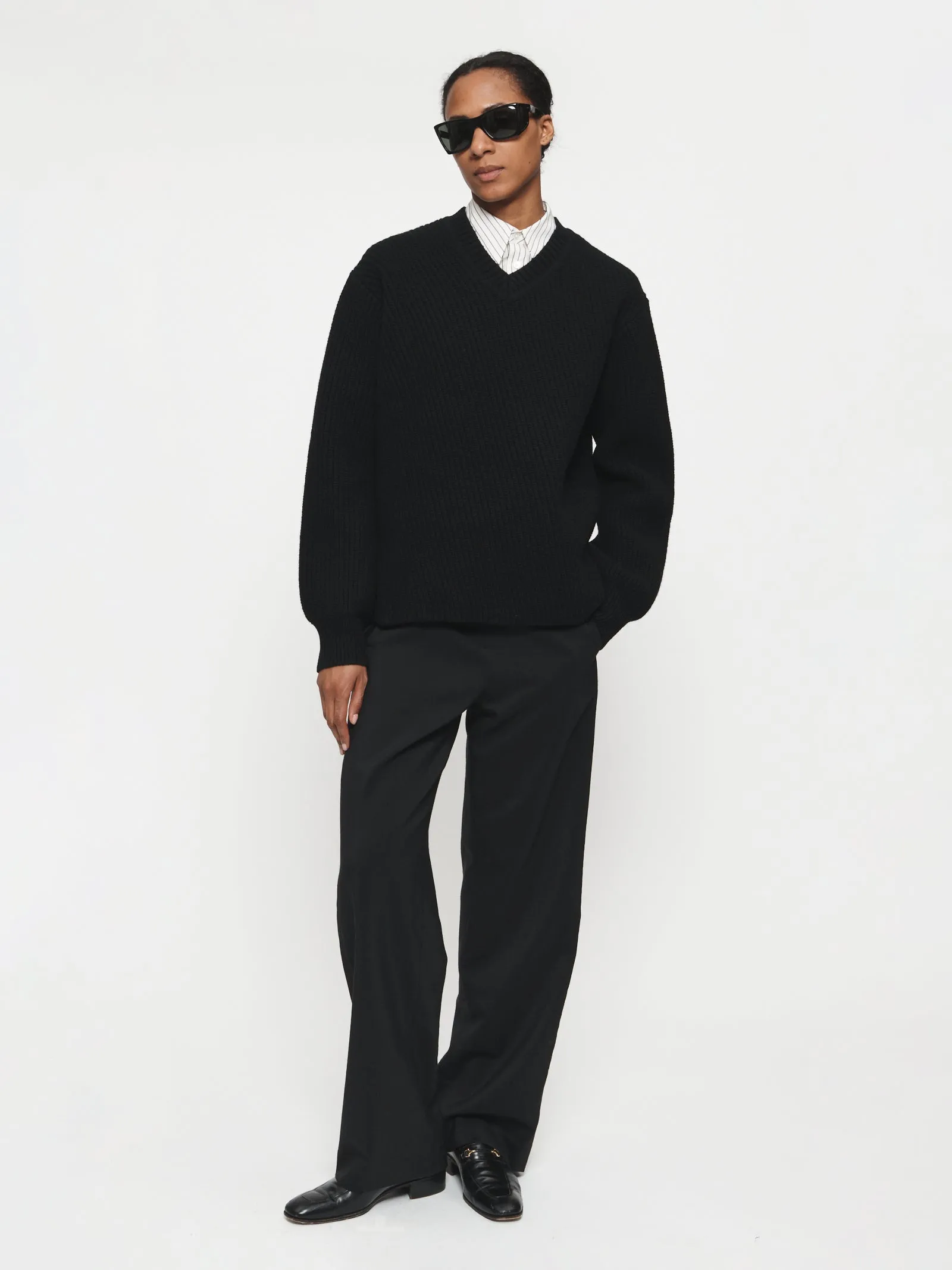 Angled Rib V-Neck Black sold by 6397