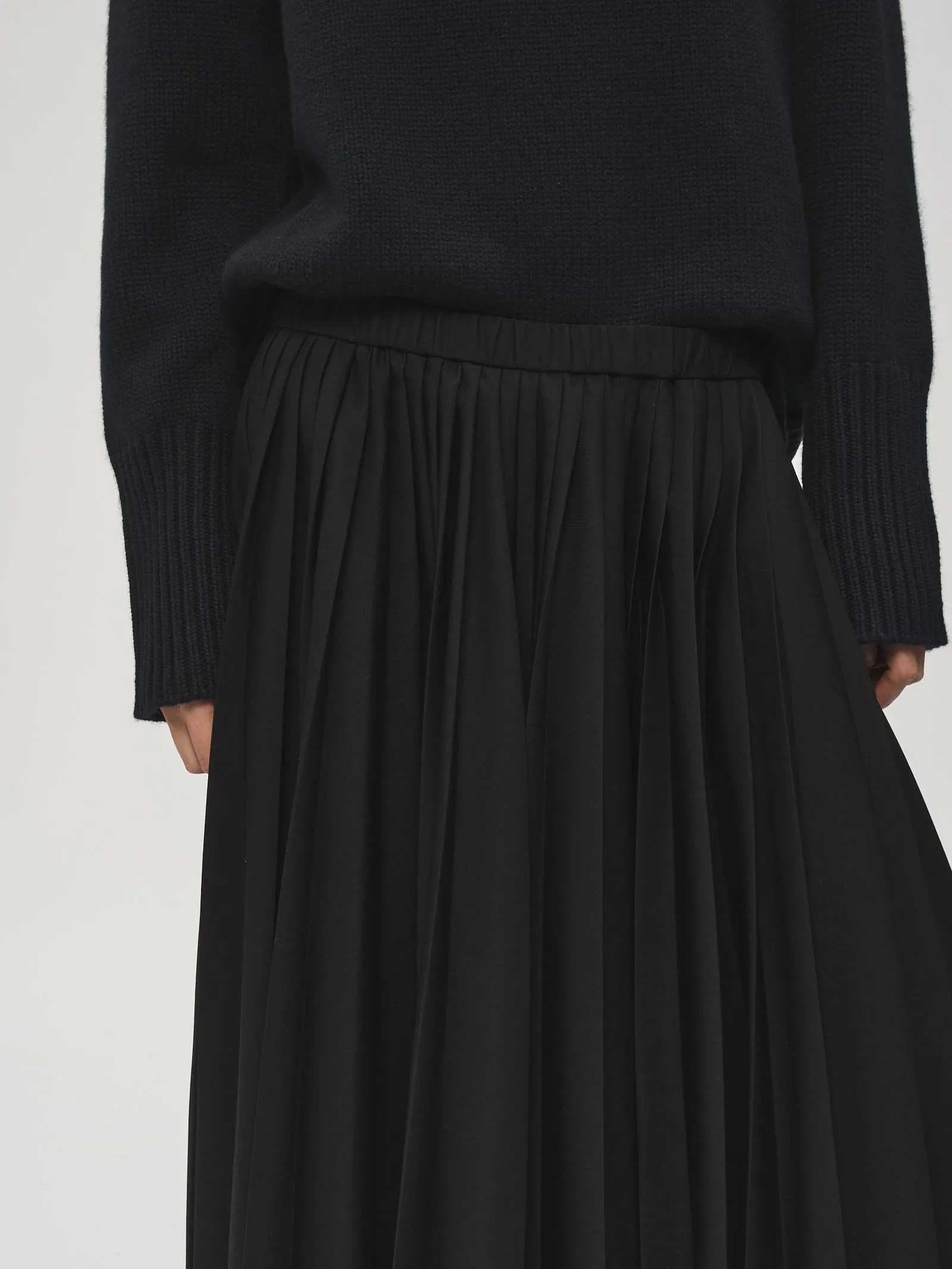 Pull-On Pleated Skirt Black sold by 6397 product image thumbnail 4