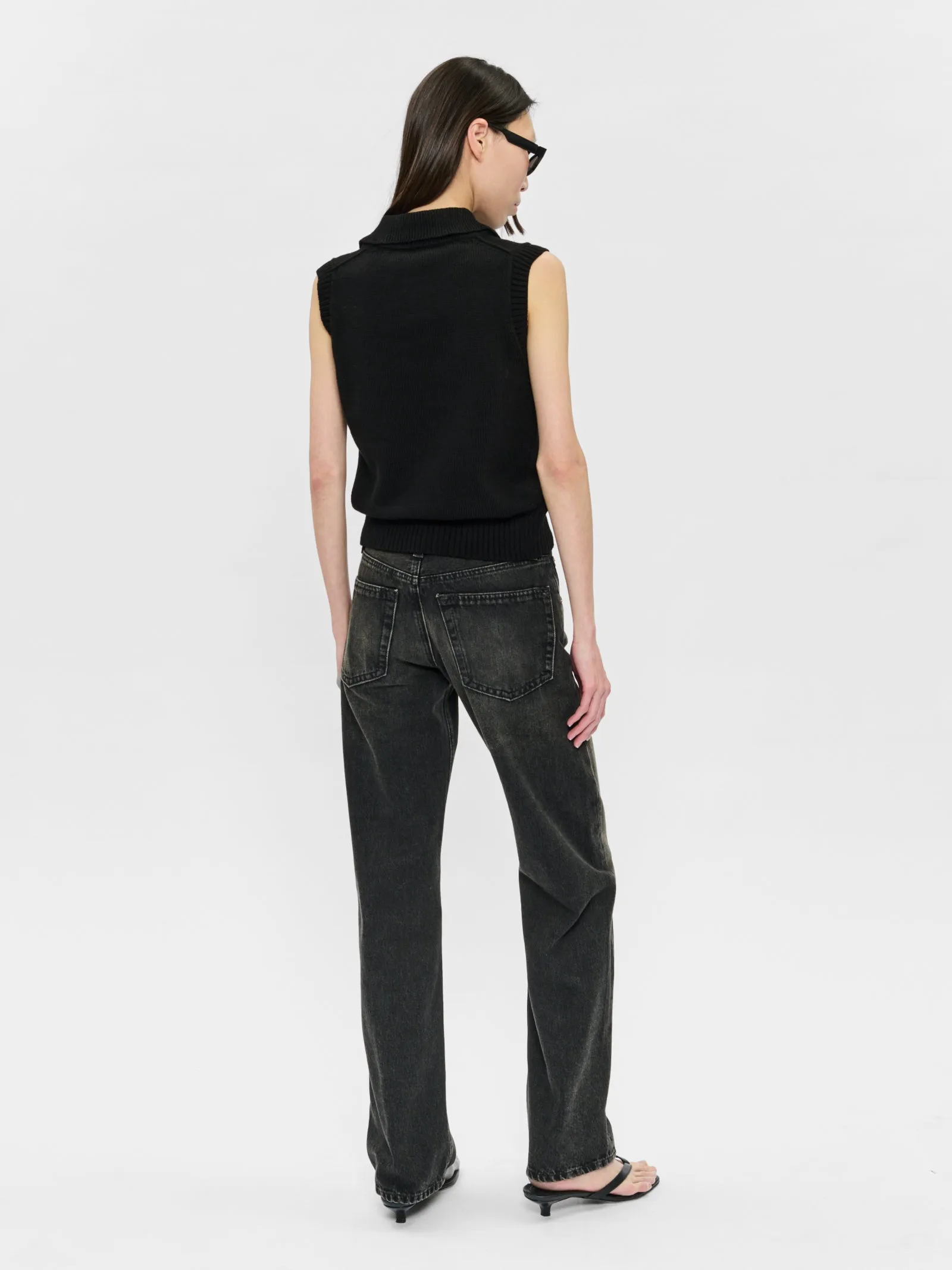 Icon Jean Mineral Black sold by 6397 product image thumbnail 3