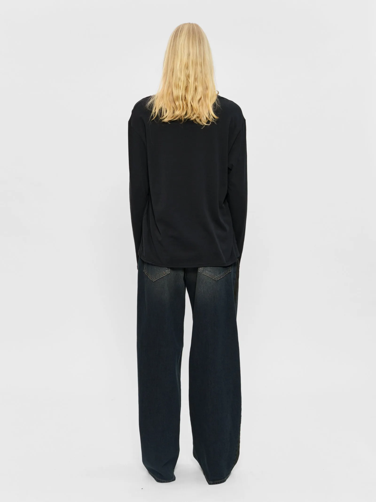 Longsleeve Man T Black sold by 6397 product image thumbnail 3