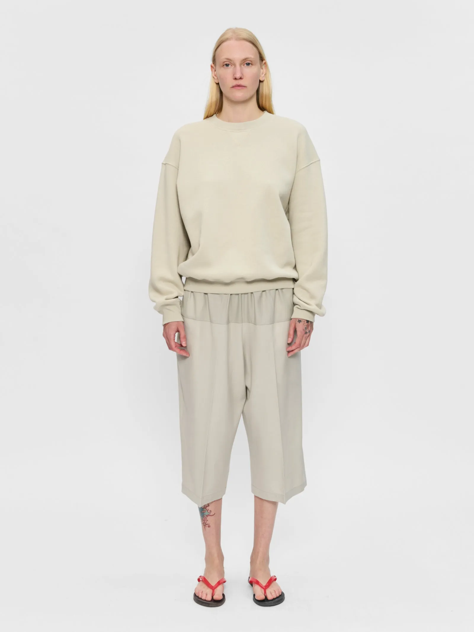 Deb Sweatshirt Putty sold by 6397