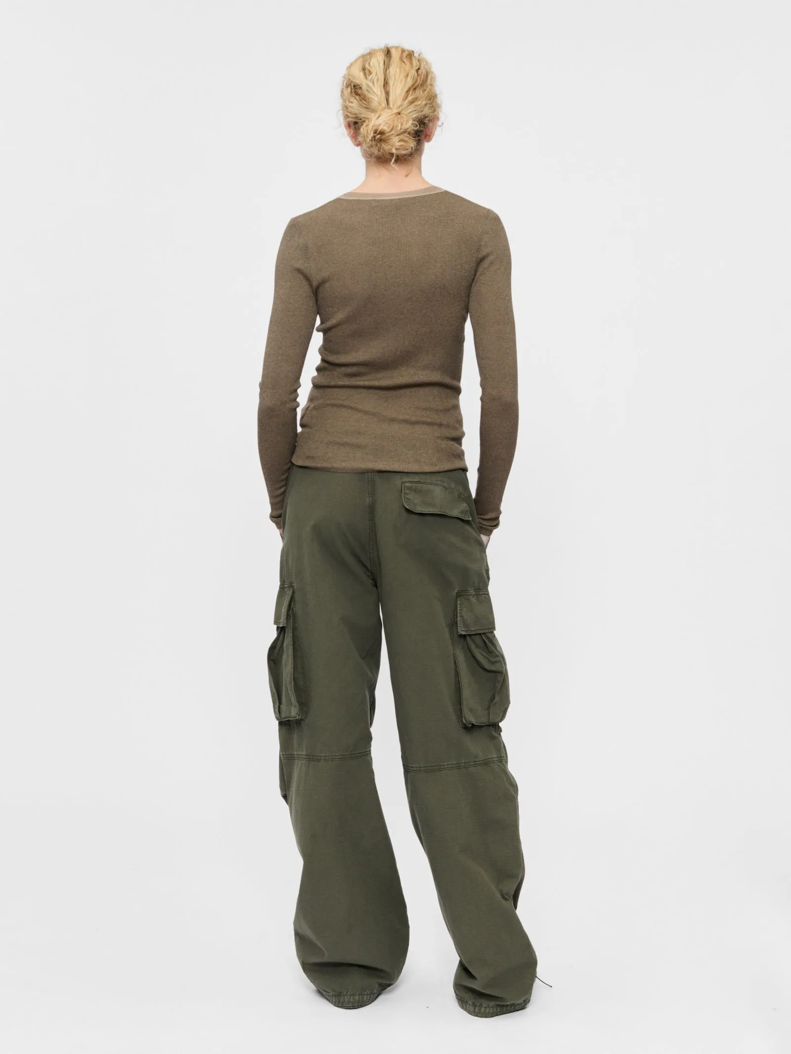 L/S Heirloom T Soil sold by 6397 product image thumbnail 4