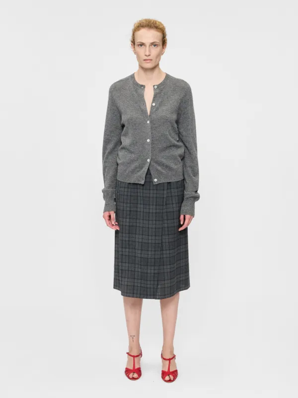 Crew Cardigan Iron made by 6397