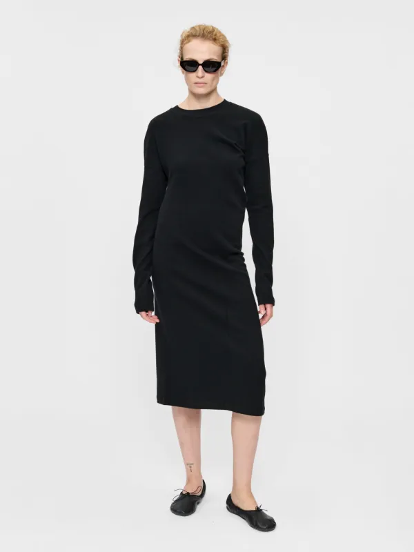Twisted Seam Dress Black made by 6397