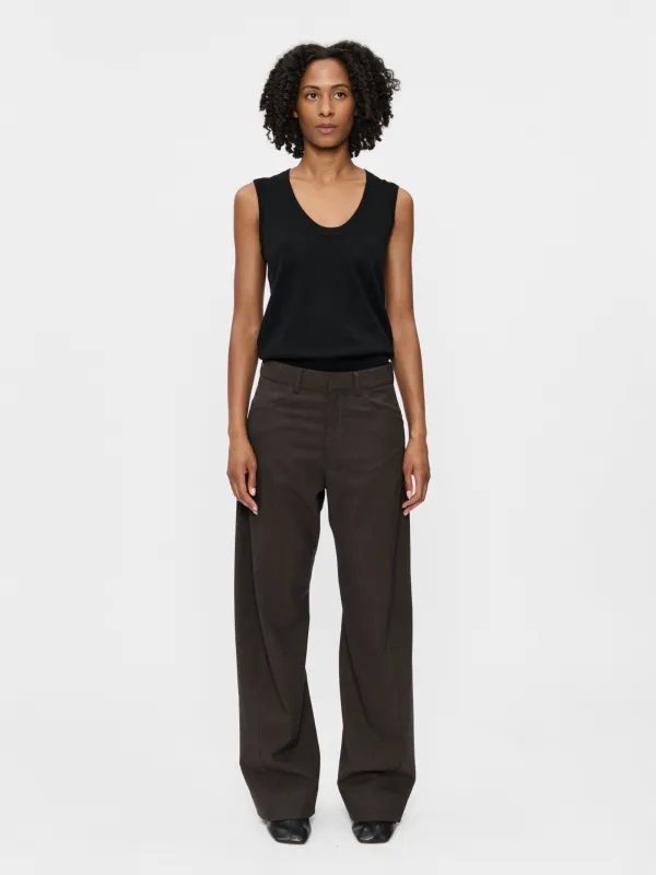 Twisted Seam Trouser Soil made by 6397