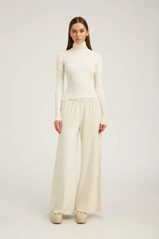 Vintage White Knit Wide Leg Pants sold by SPRWMN