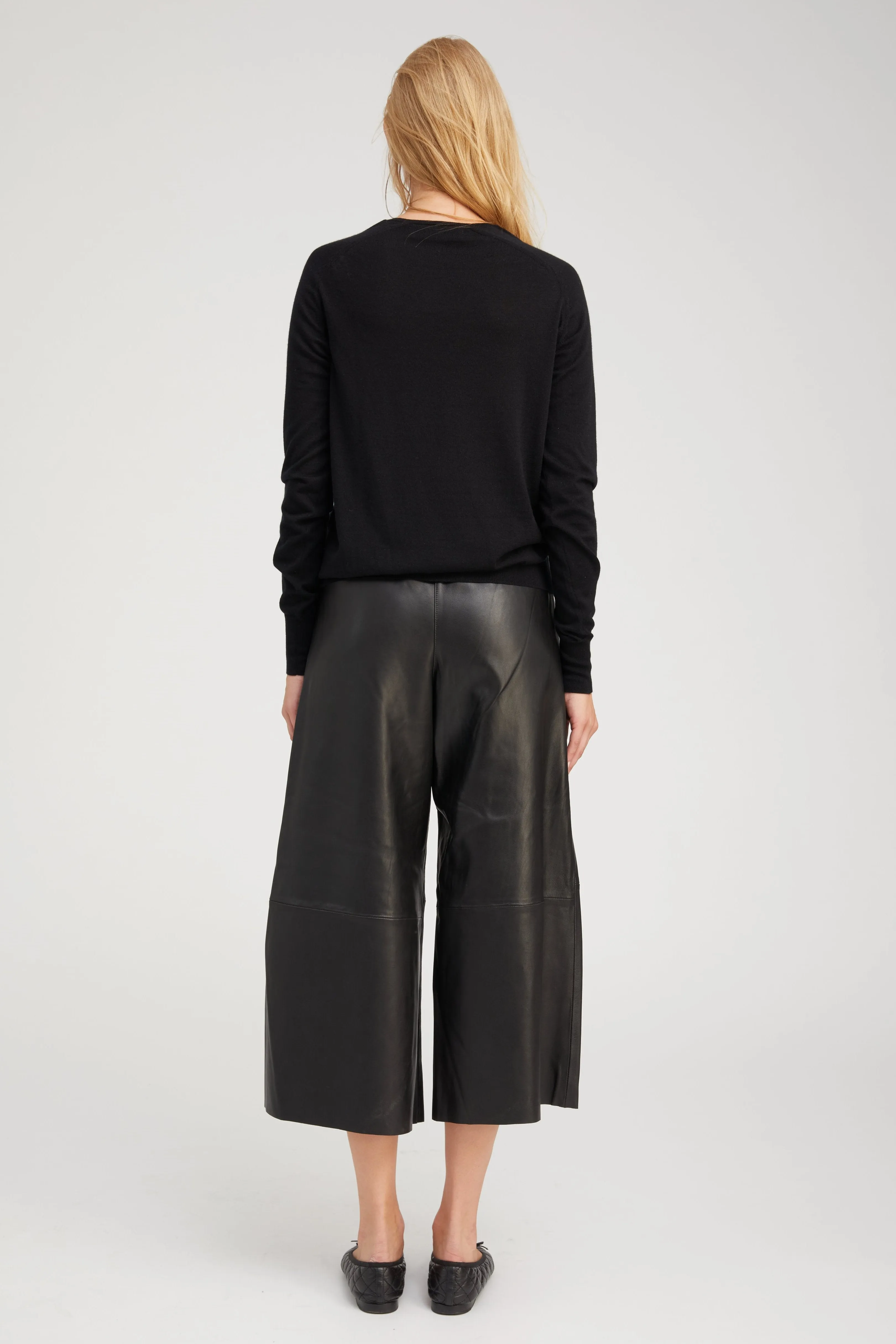 Cashmere V-Neck Sweater sold by SPRWMN product image thumbnail 4