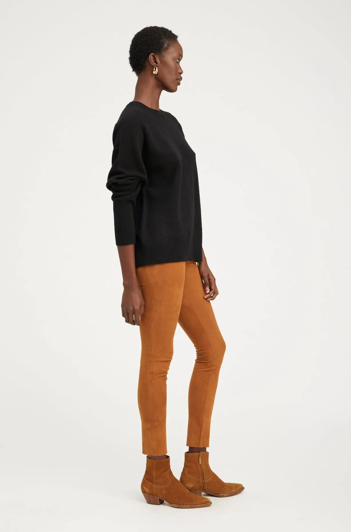 Black Cashmere Boyfriend Sweater sold by SPRWMN product image thumbnail 4