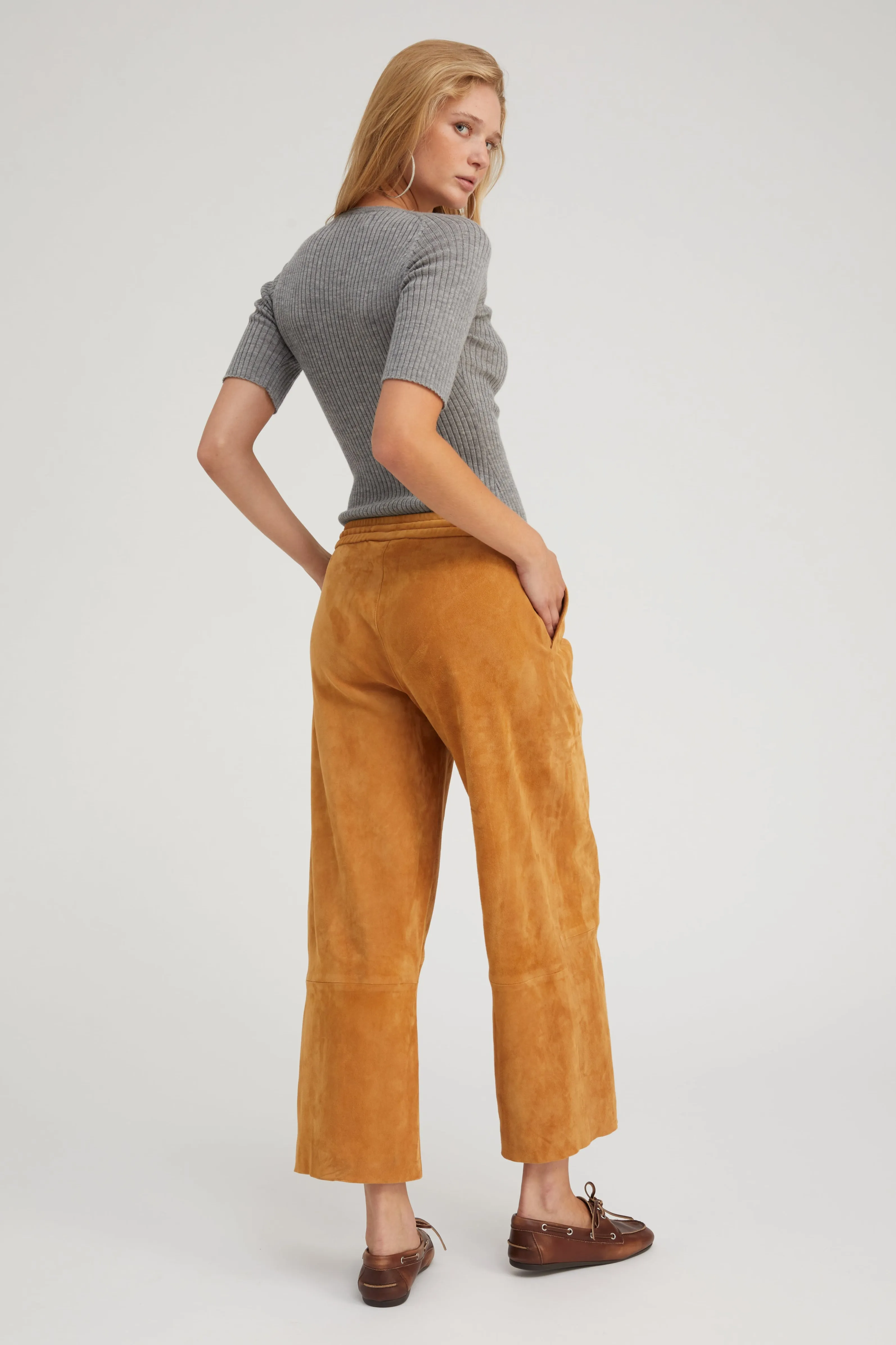 Nutmeg Suede Cropped Baggy Pants sold by SPRWMN product image thumbnail 4