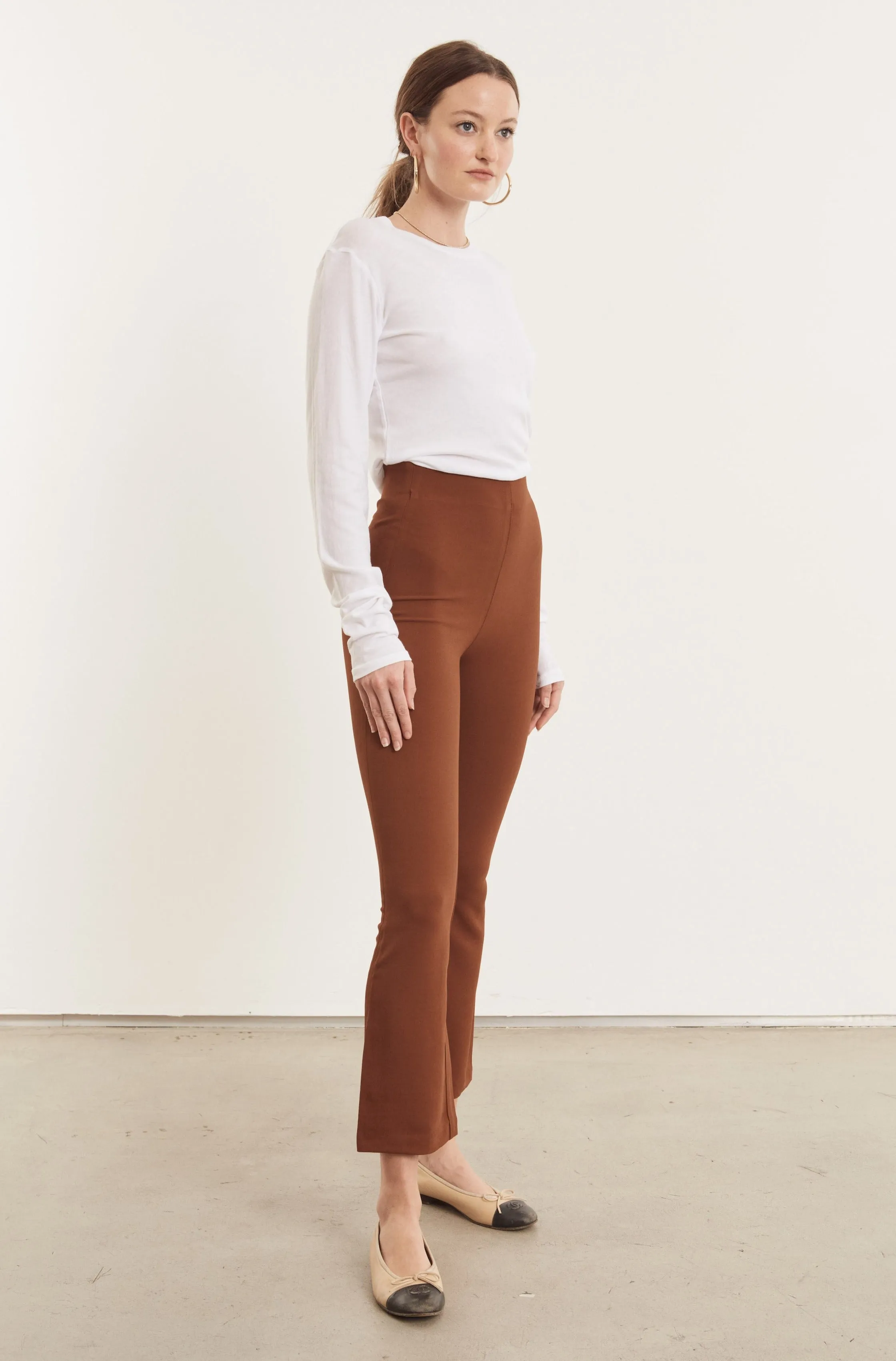 Cinnamon Crepe Ankle Flare Leggings sold by SPRWMN product image thumbnail 3
