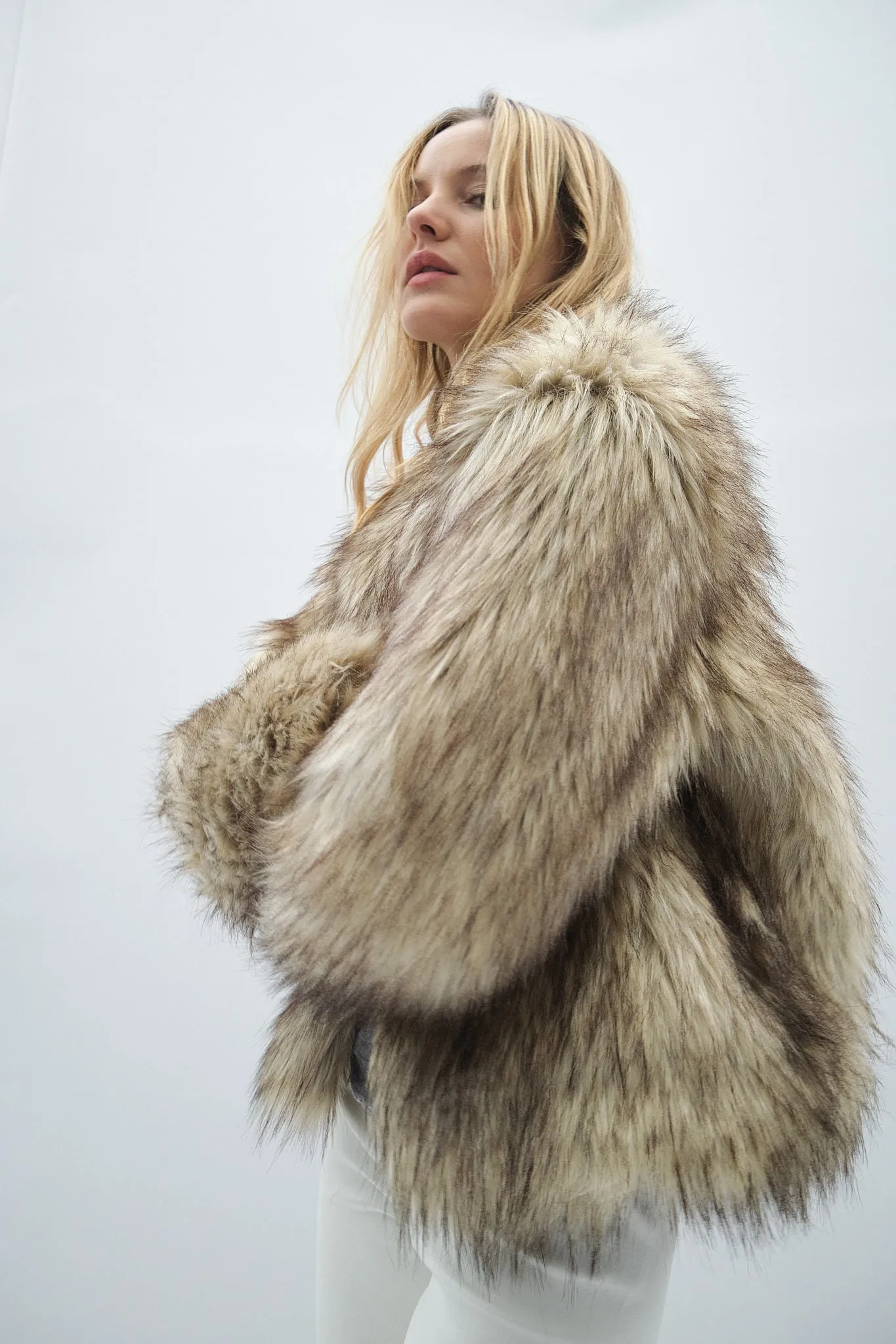 Loren Coat sold by SPRWMN product image thumbnail 3