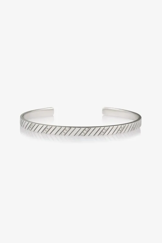 Friendship Diamond Diagonal Cuff 4mm made by SPRWMN