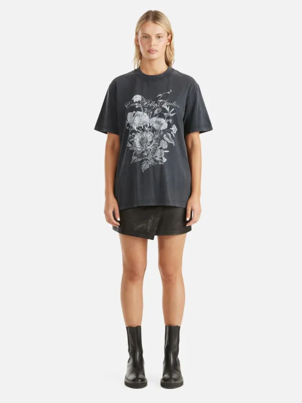 JESSIE OVERSIZED TEE WILDFLOWER - VINTAGE BLACK sold by Ena Pelly