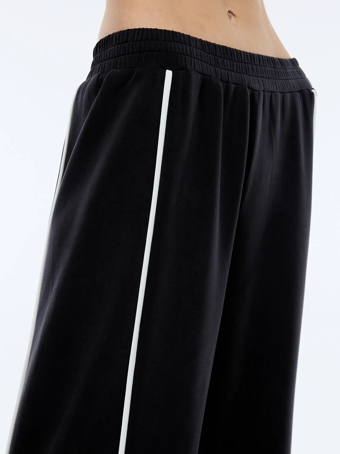 MIA RELAXED PANT sold by Ena Pelly product image thumbnail 2