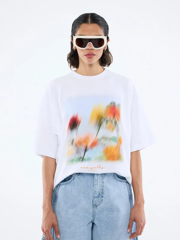 BLURRED DAISY FRAME TEE made by Ena Pelly