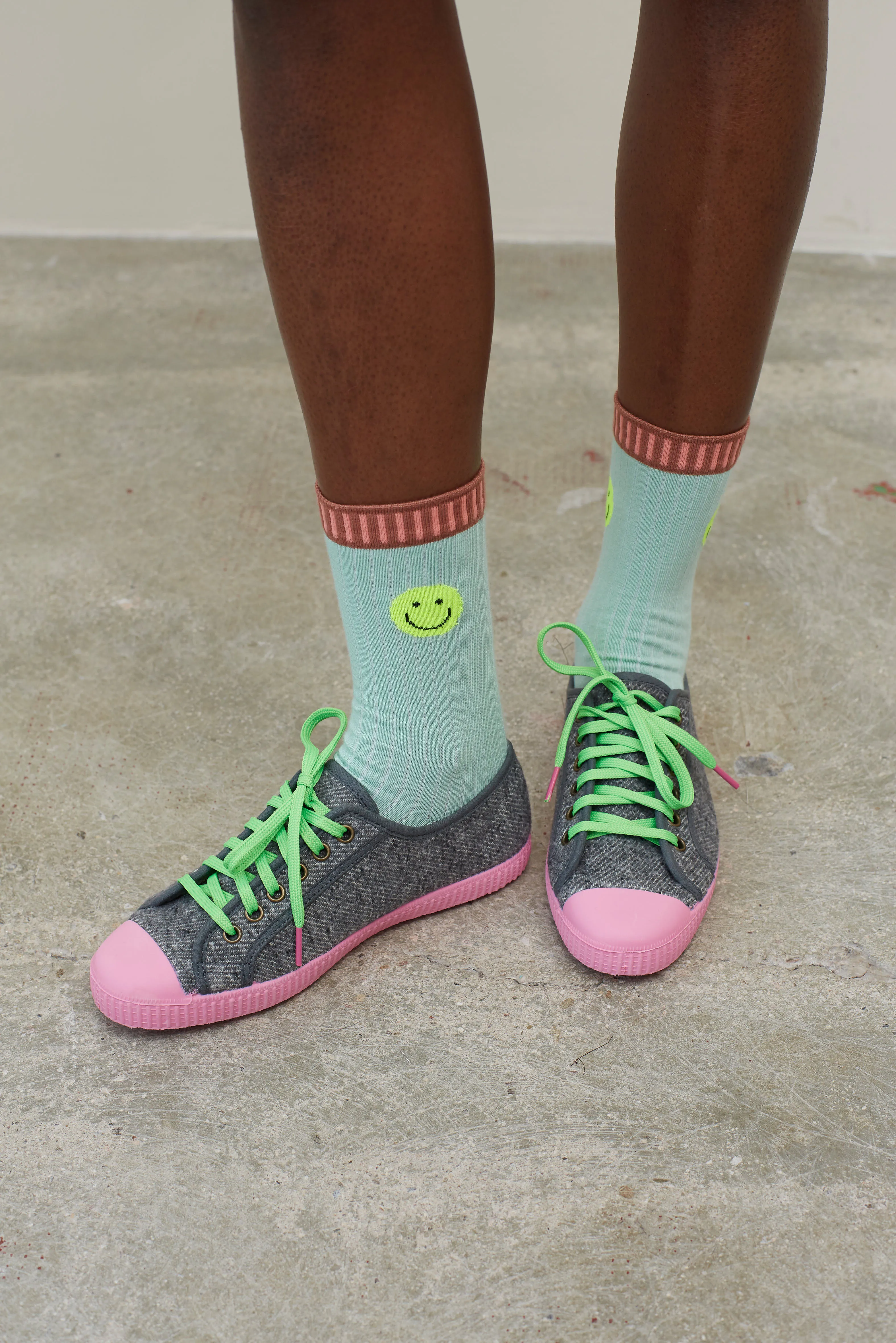 La Bamba Gris sold by Dr. Bloom product image thumbnail 2