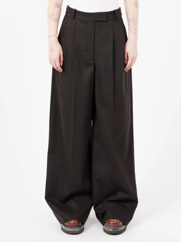 Valesca Pant made by A.P.C.