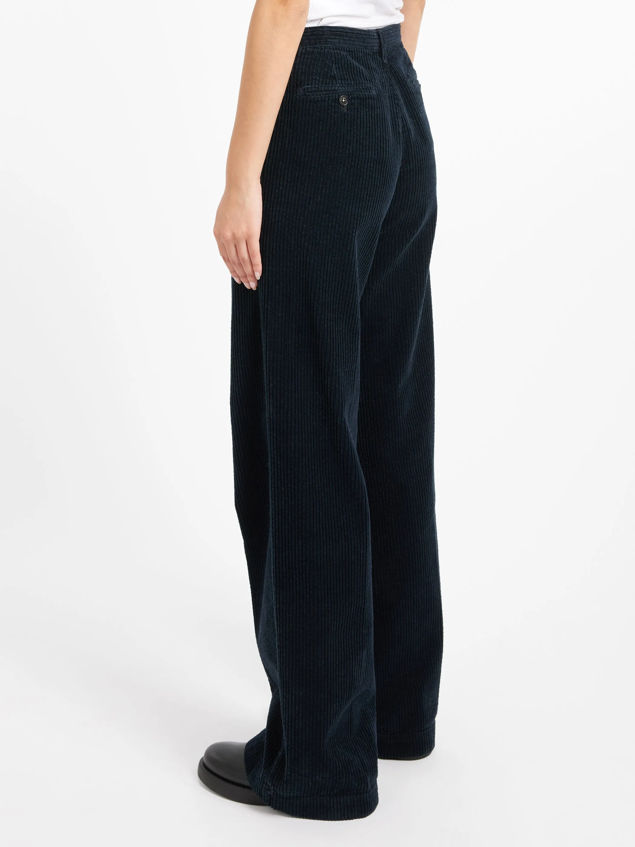 Lamna Pant sold by gravitypope product image thumbnail 2