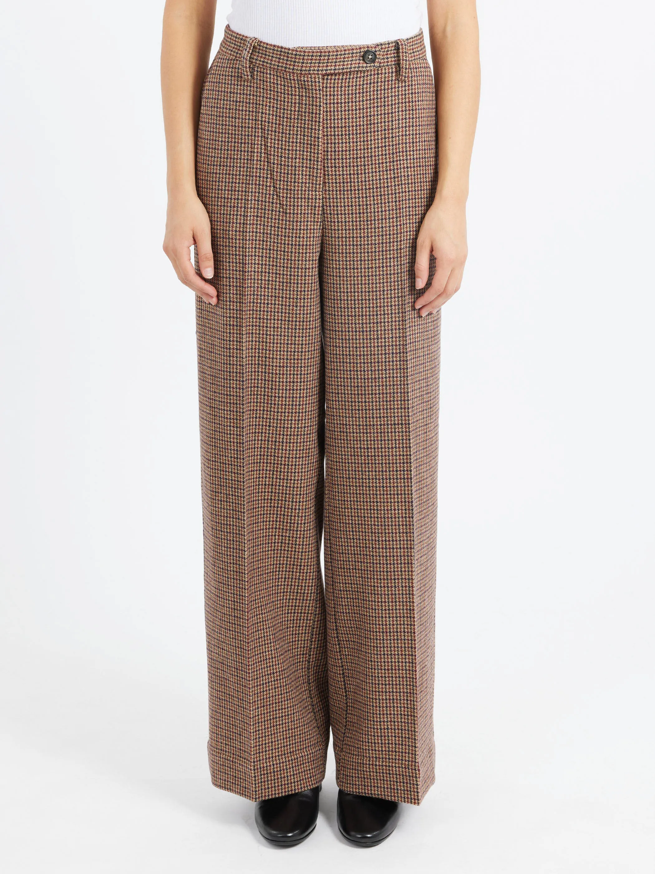 Lamia Pant sold by gravitypope