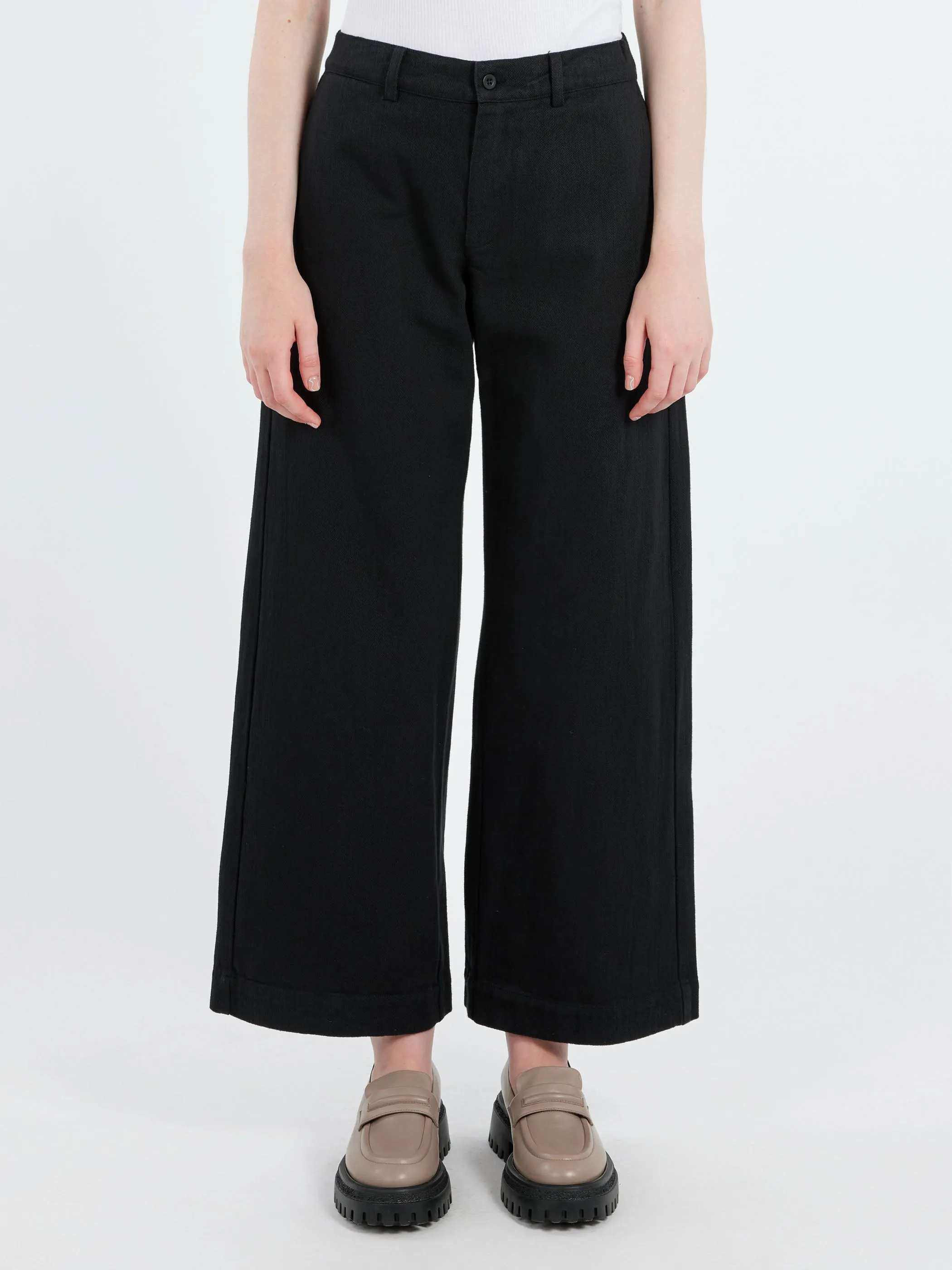 Pandora sold by gravitypope