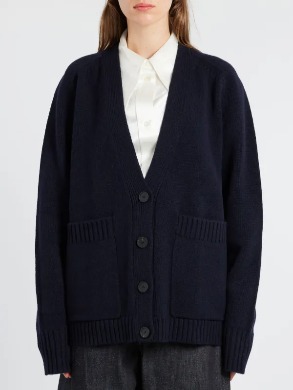 Sen Cardigan made by Studio Nicholson