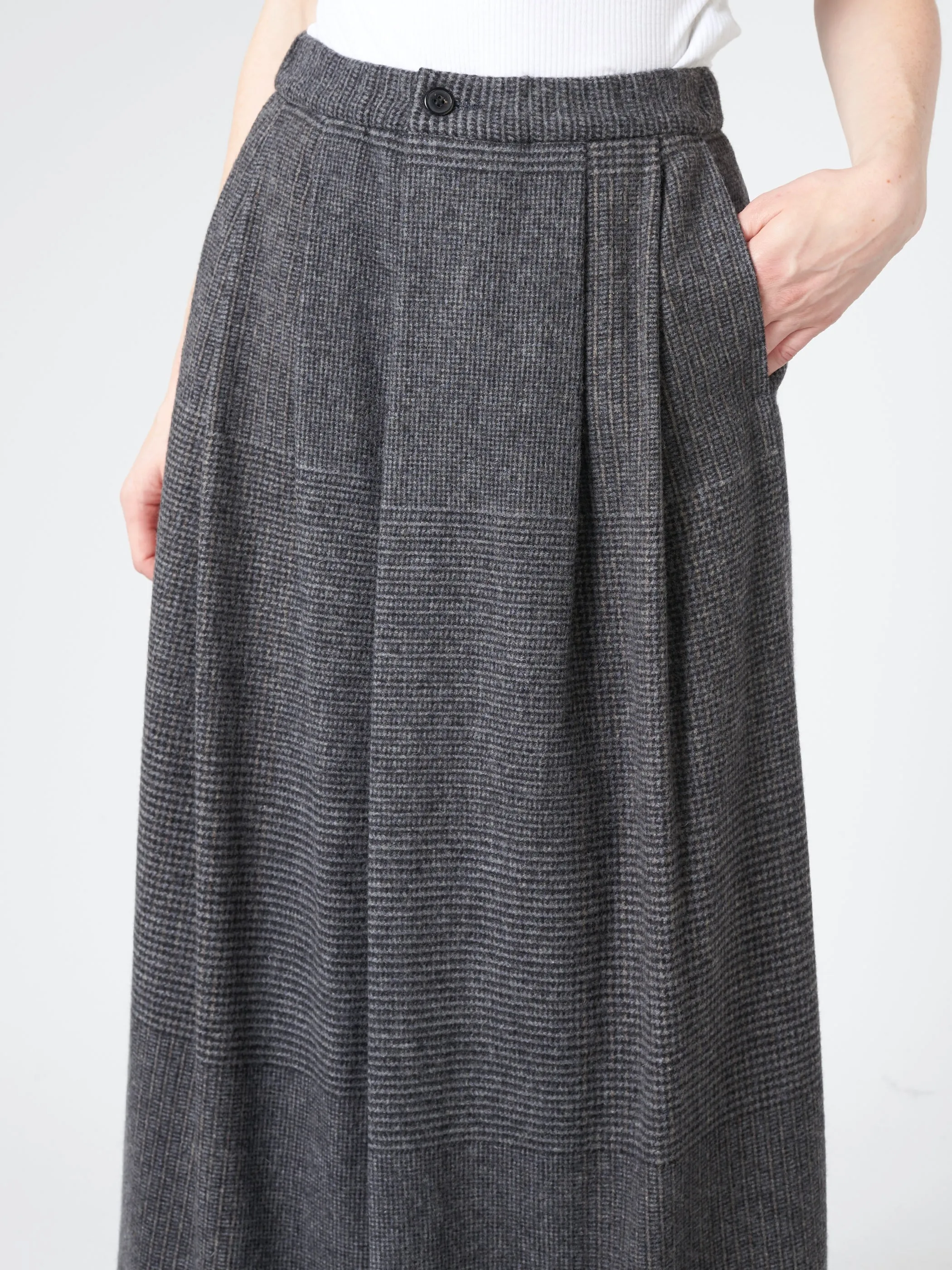 Quarterly Skirt sold by gravitypope product image thumbnail 4