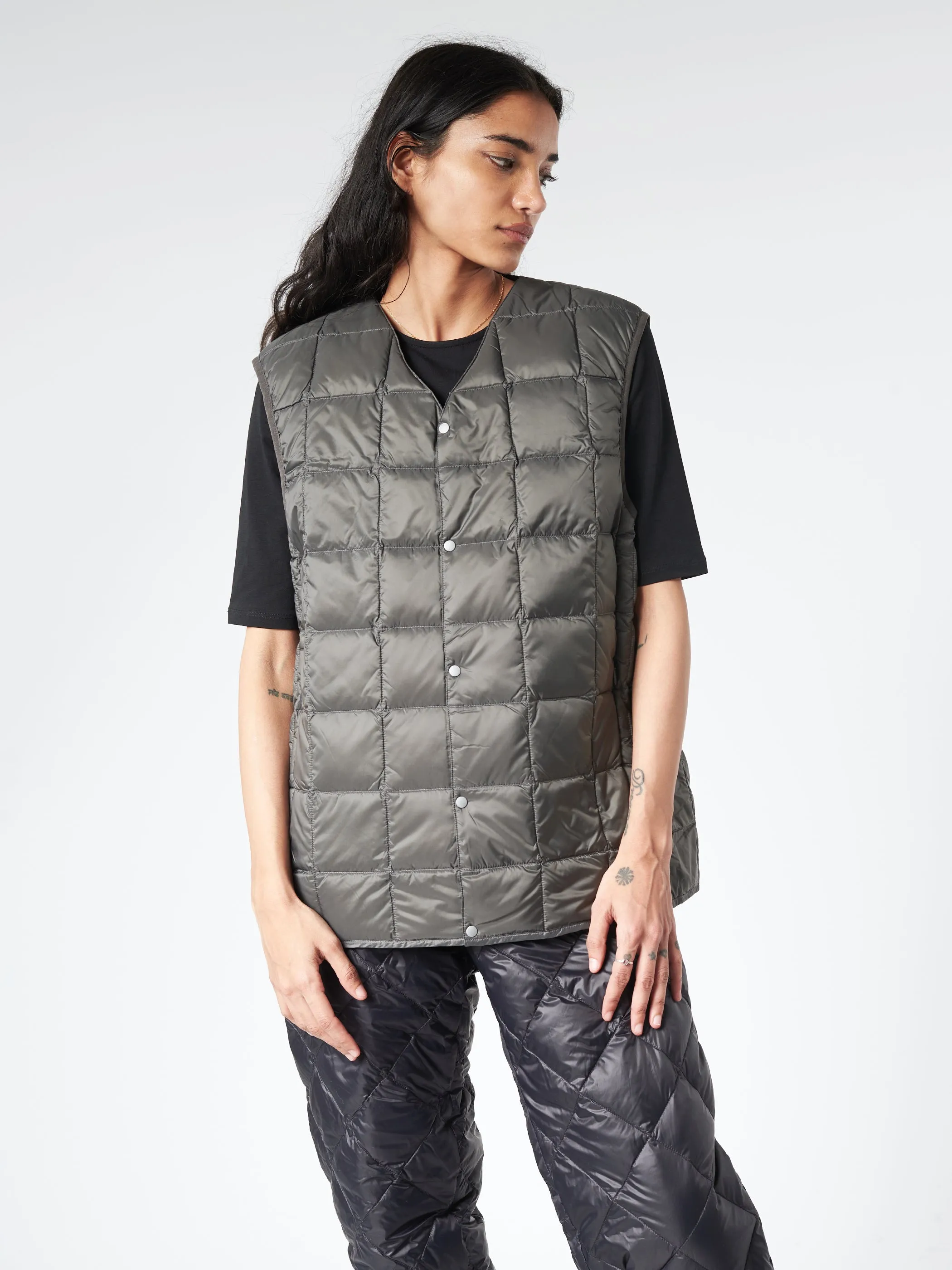 V-Neck Button Down Vest sold by gravitypope product image thumbnail 2