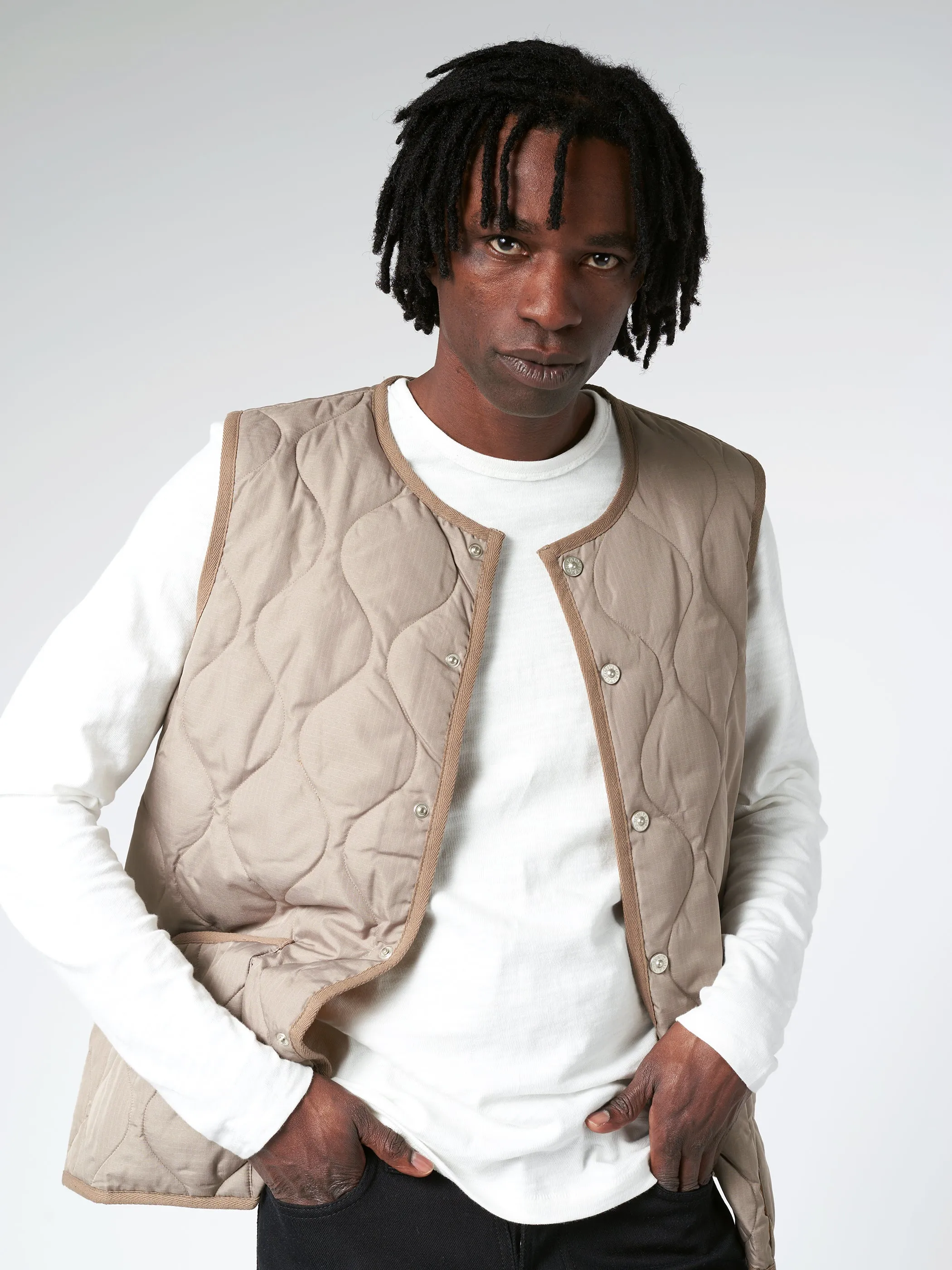 Military Crew Neck Down Vest sold by gravitypope product image thumbnail 4