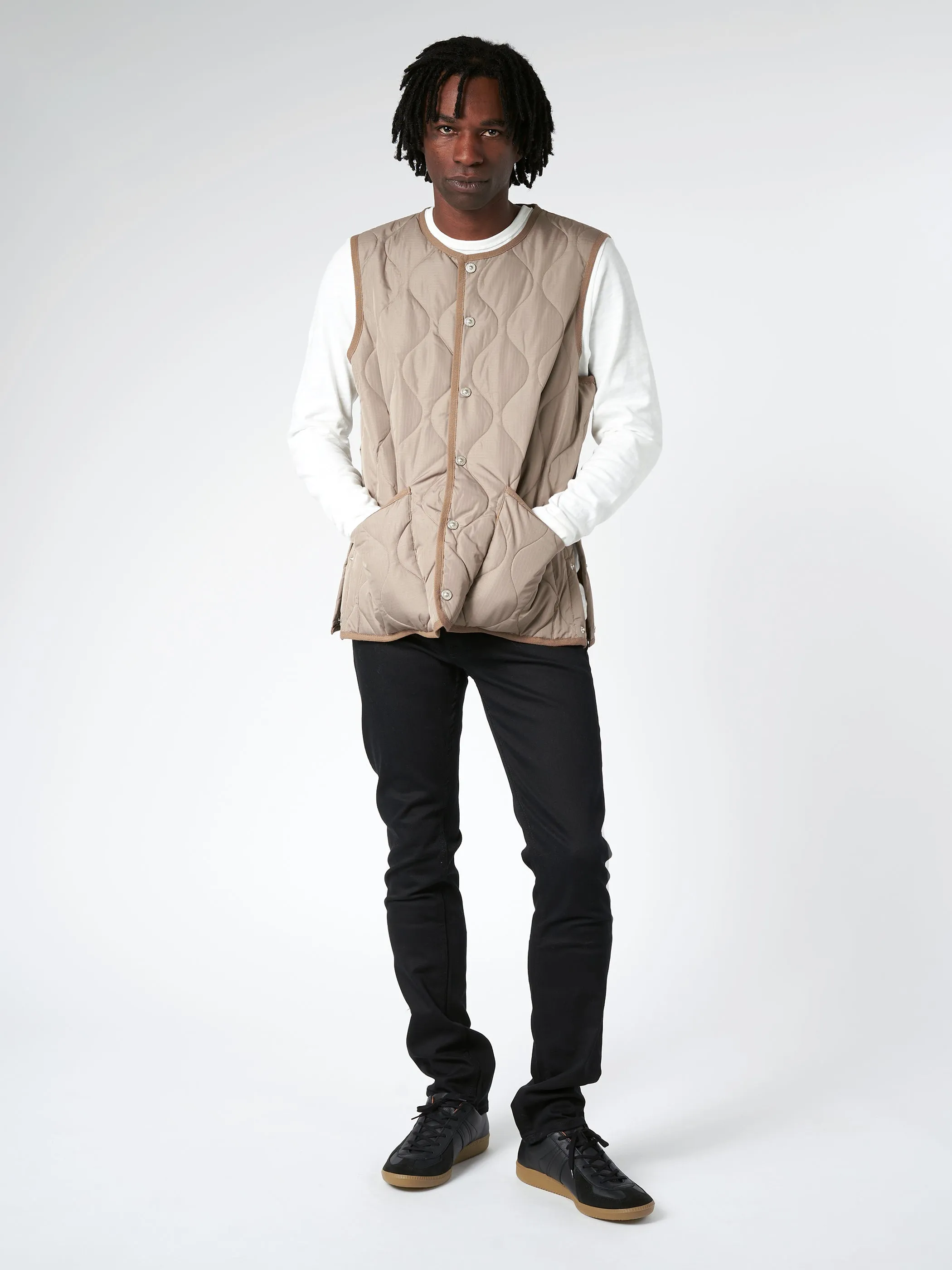 Military Crew Neck Down Vest sold by gravitypope product image thumbnail 2