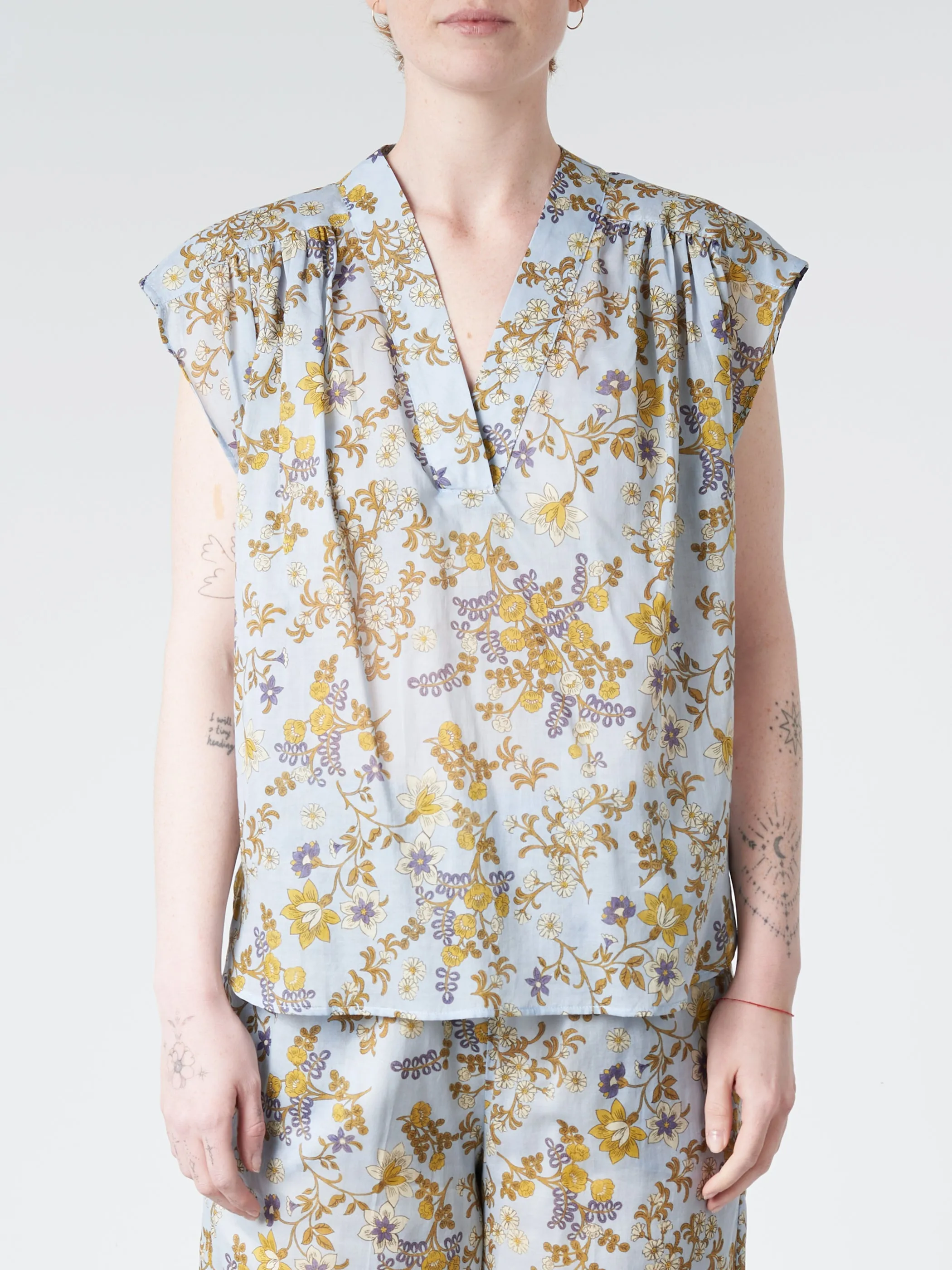 Armini Blouse sold by gravitypope