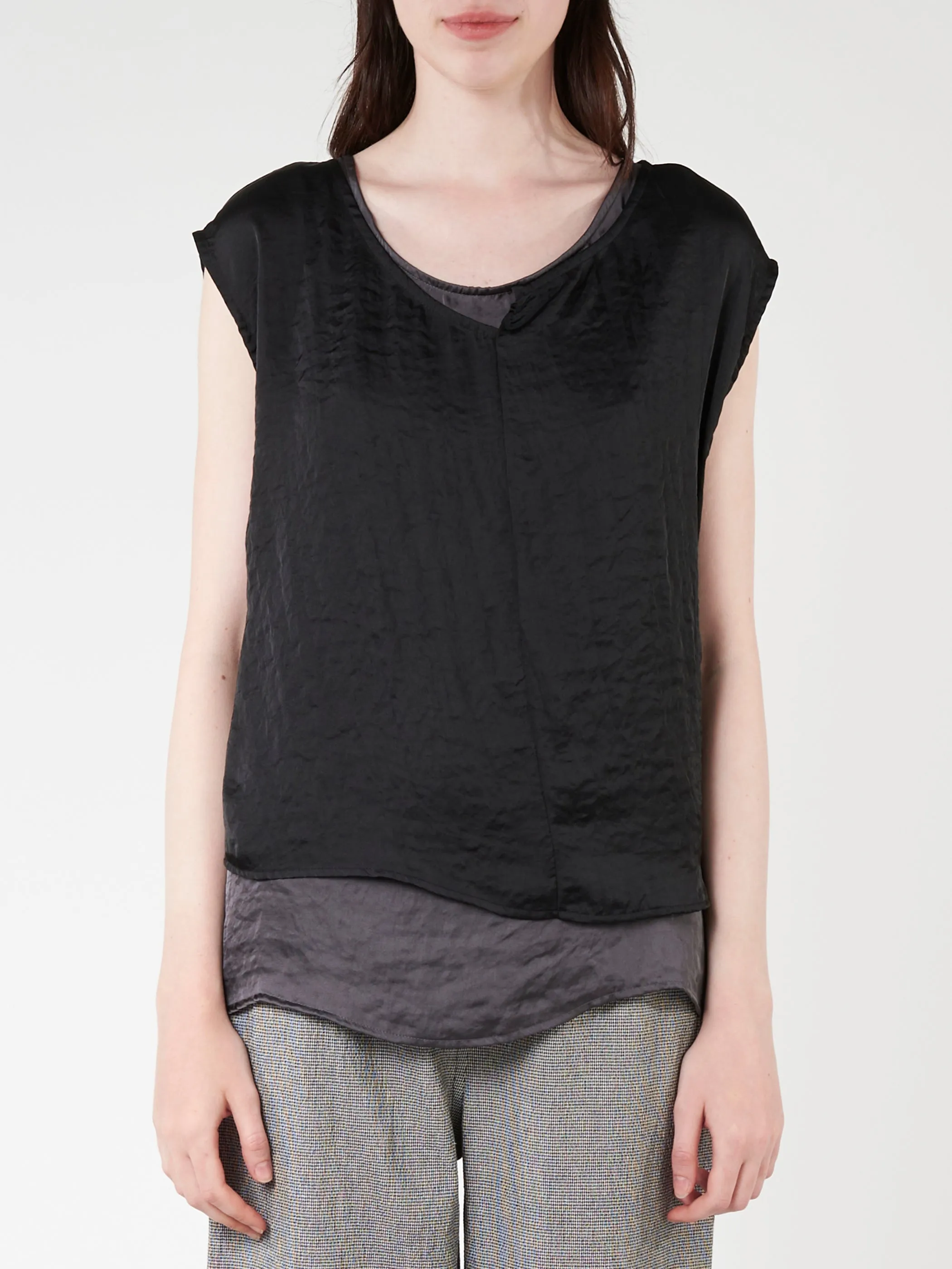 RP710 Blouse sold by gravitypope